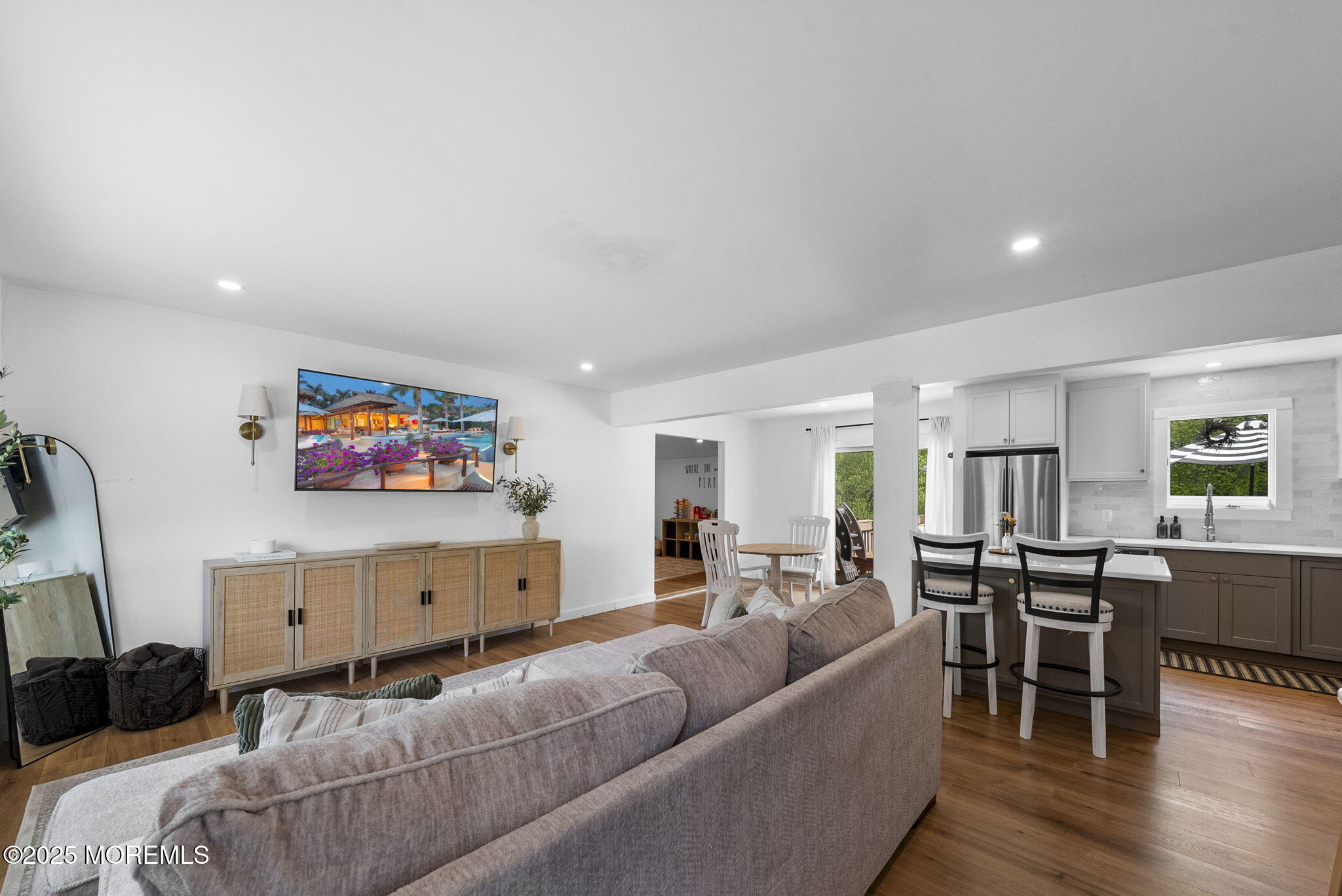 113 Darien Road