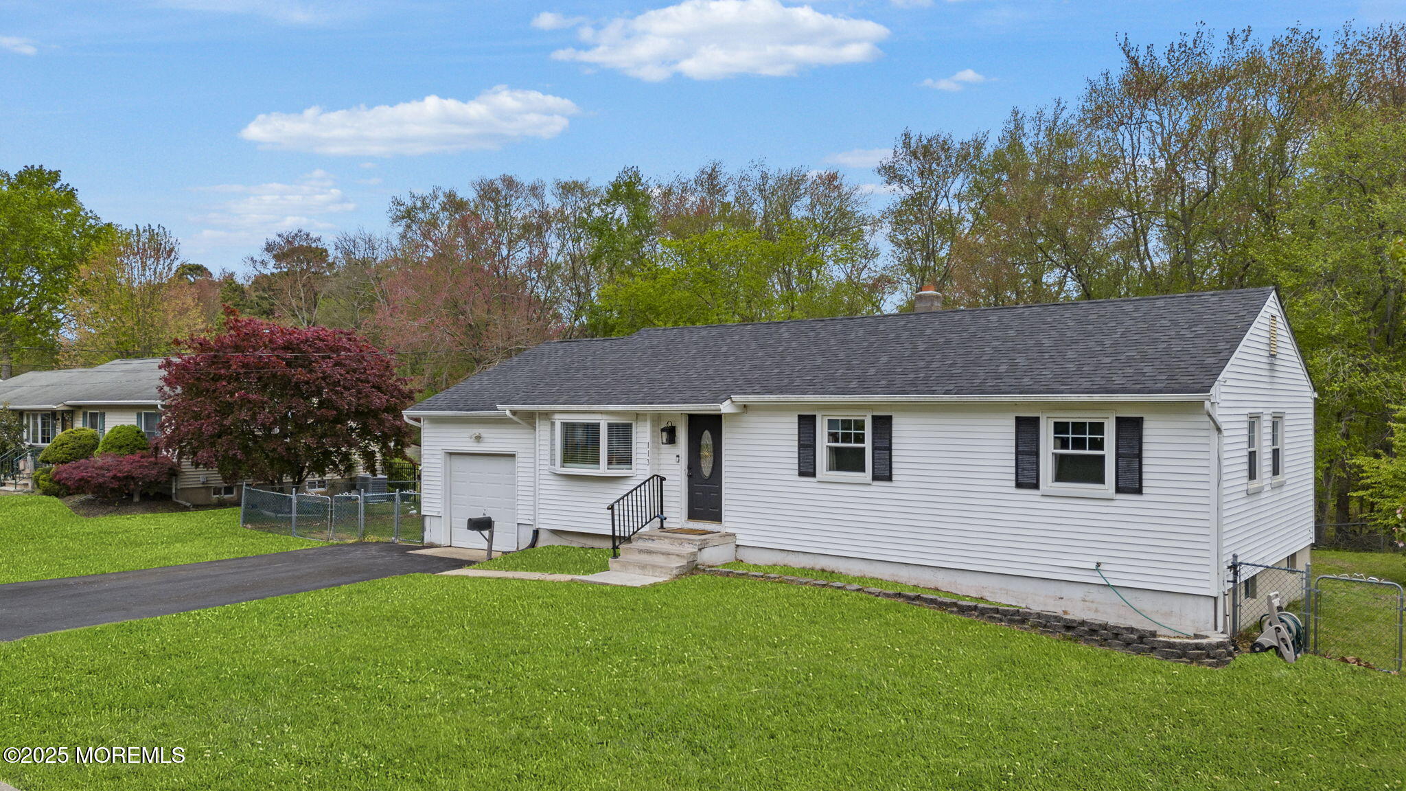 113 Darien Road