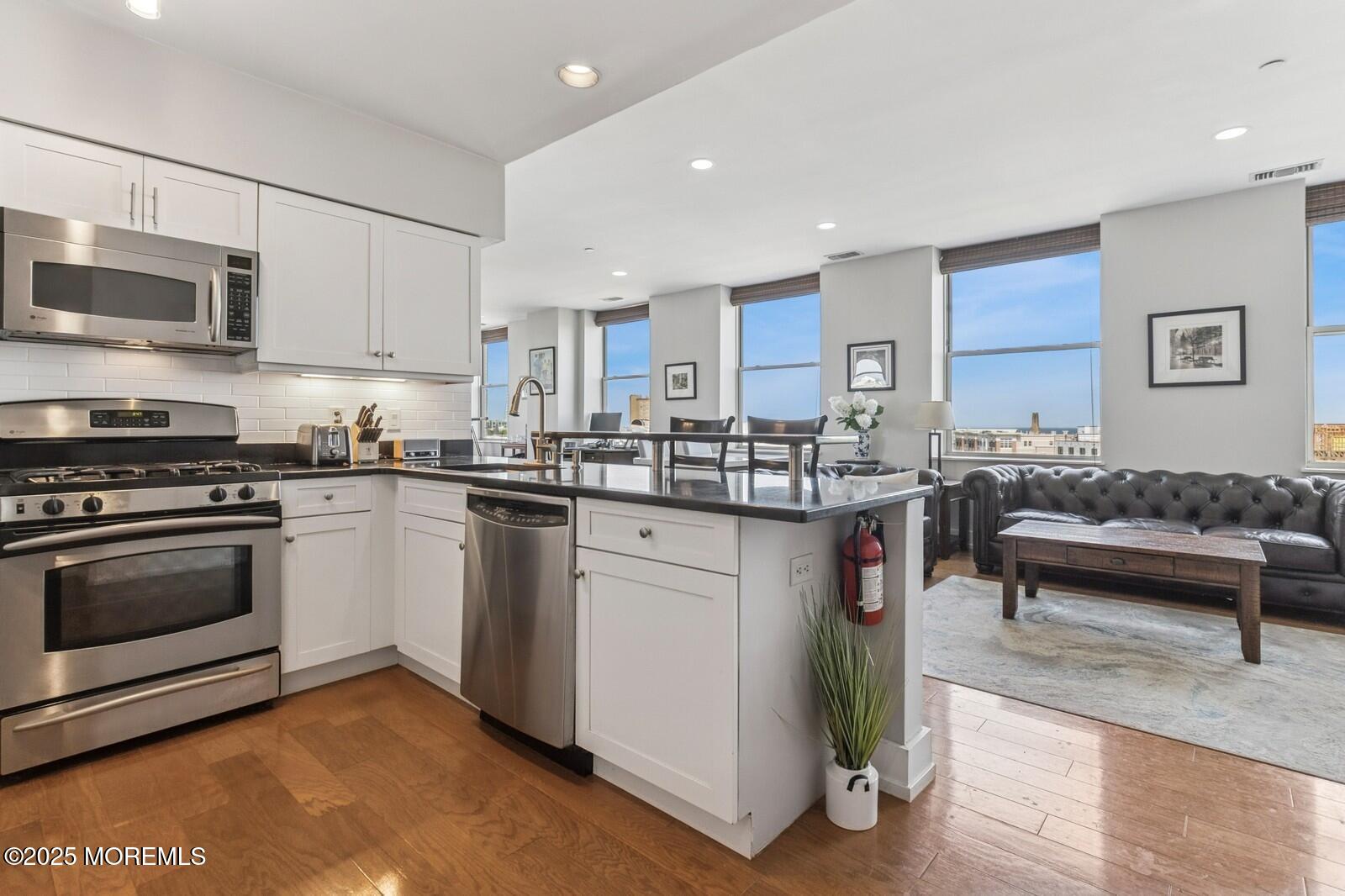501 Grand Avenue 5B