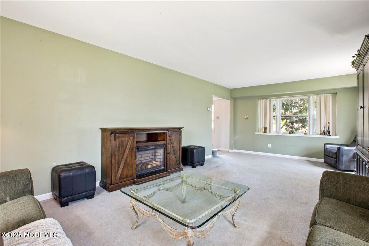 23 Clinton Drive