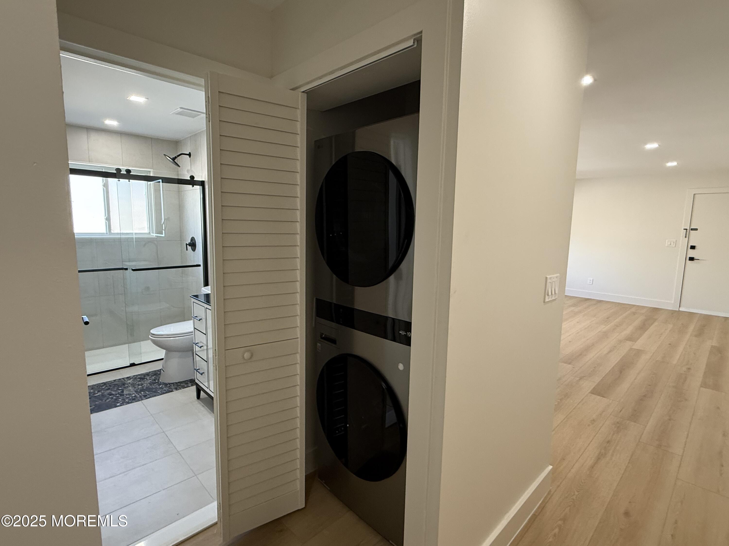 1 Ocean Avenue, 18