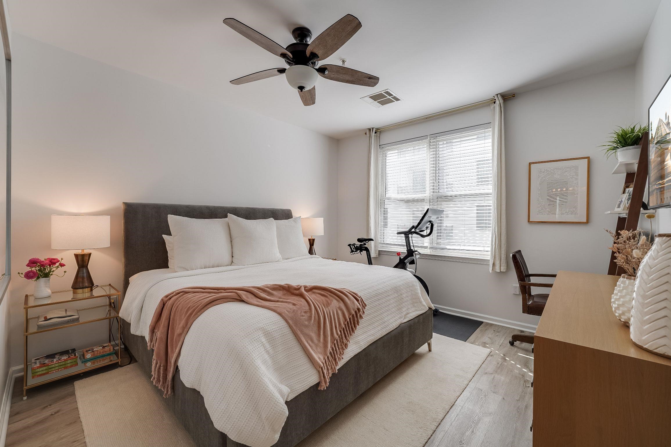 1300 GRAND ST Unit: 321