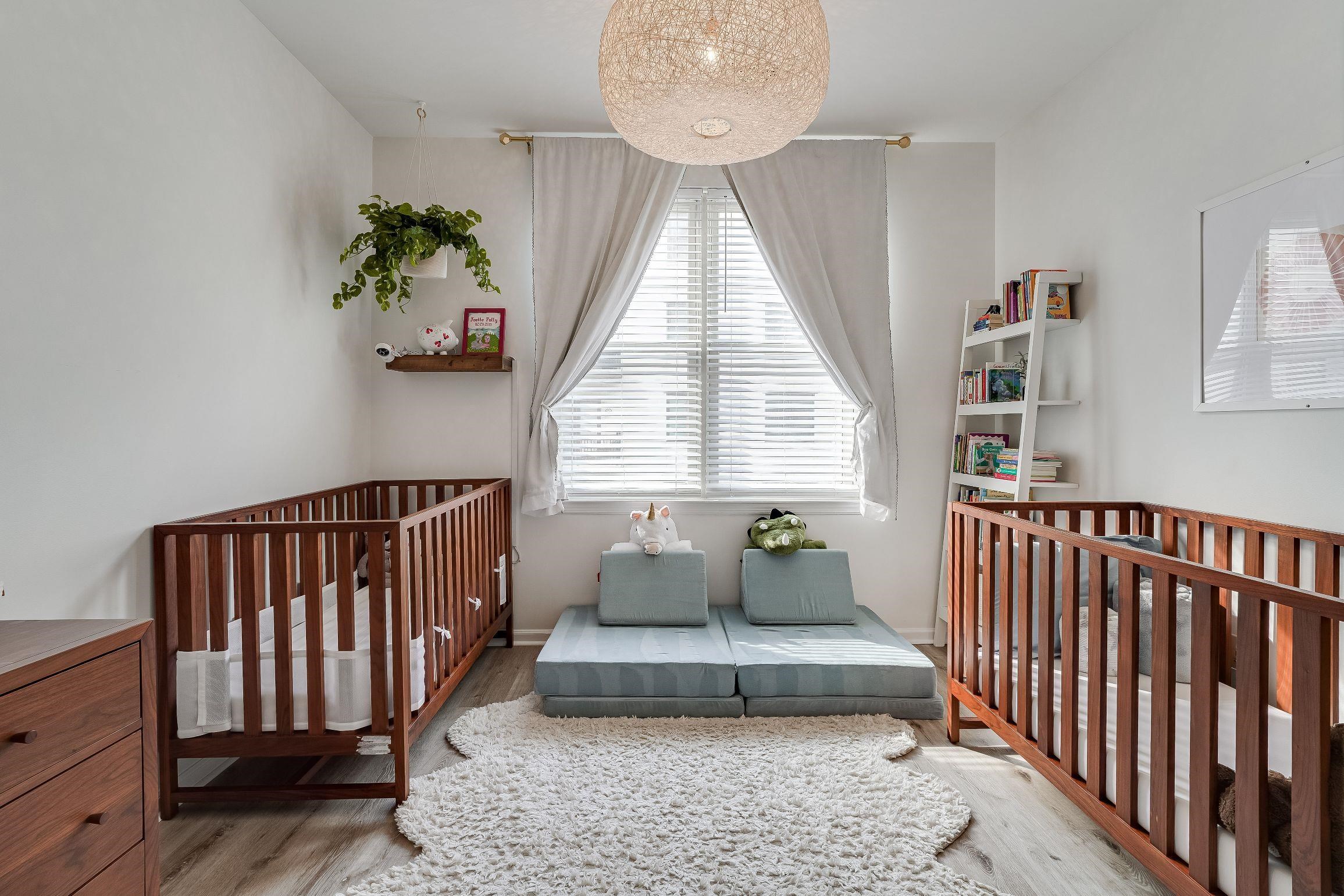 1300 GRAND ST Unit: 321
