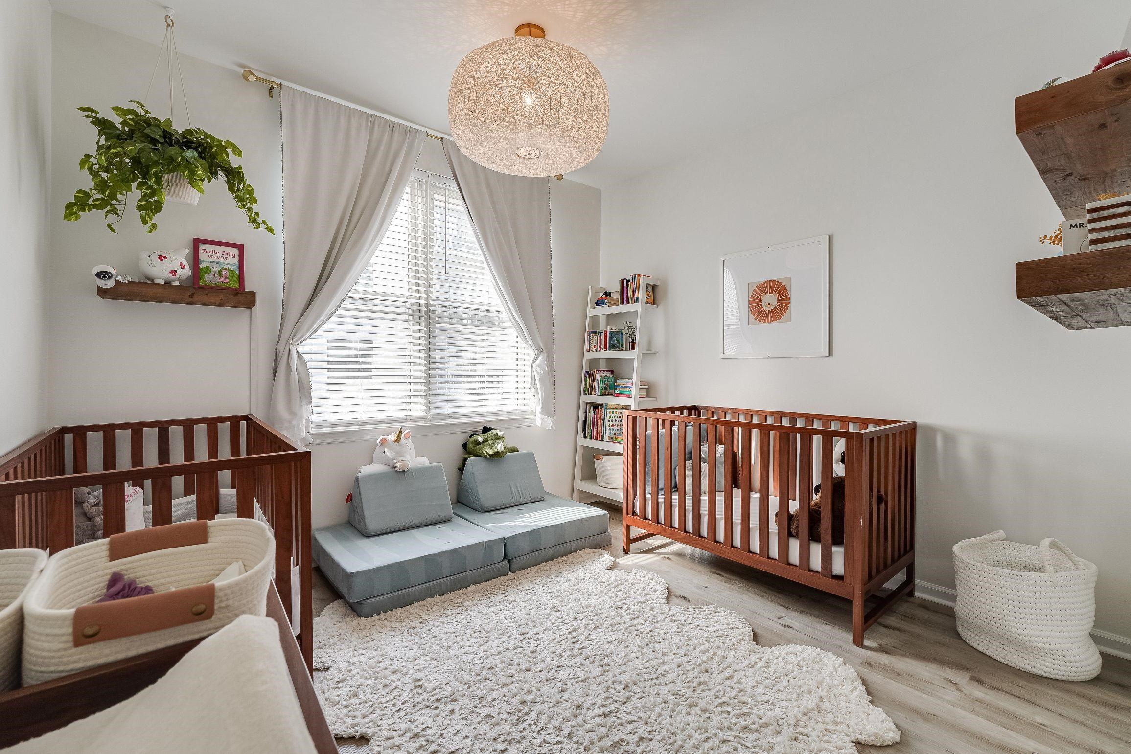1300 GRAND ST Unit: 321