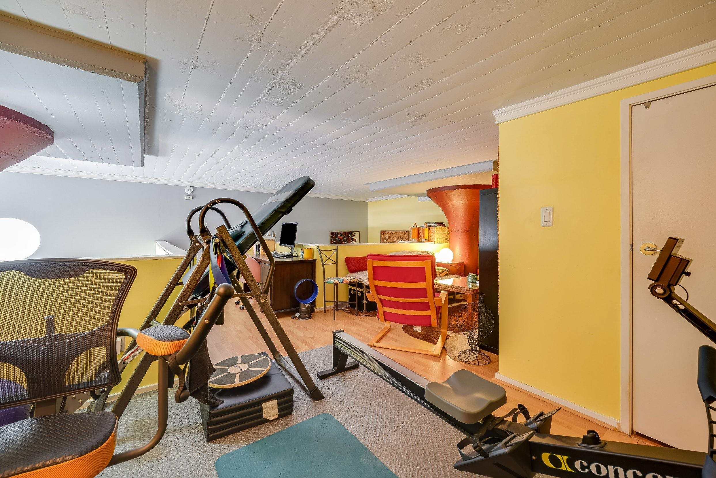 205 10TH ST Unit: 4-H