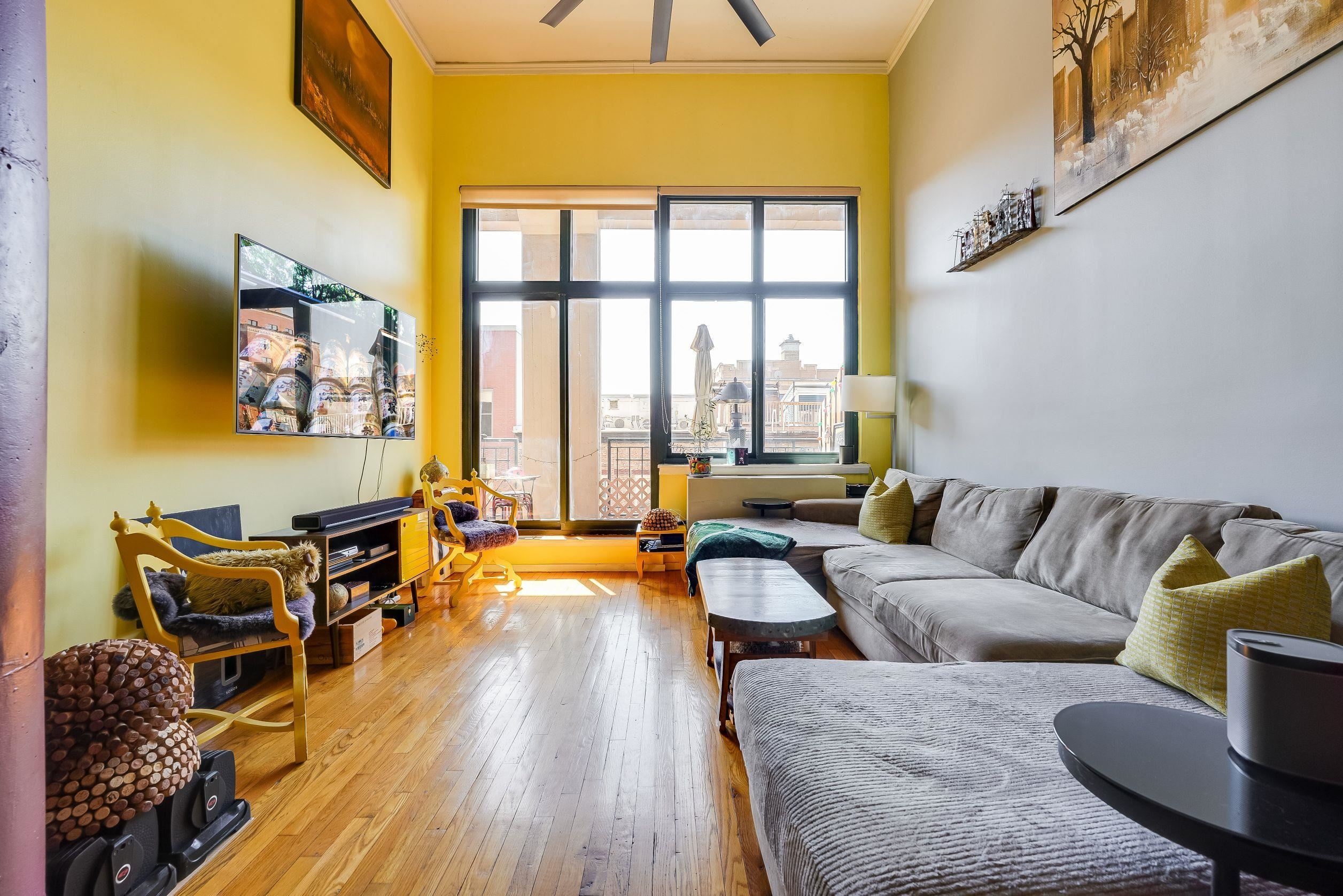 205 10TH ST Unit: 4-H