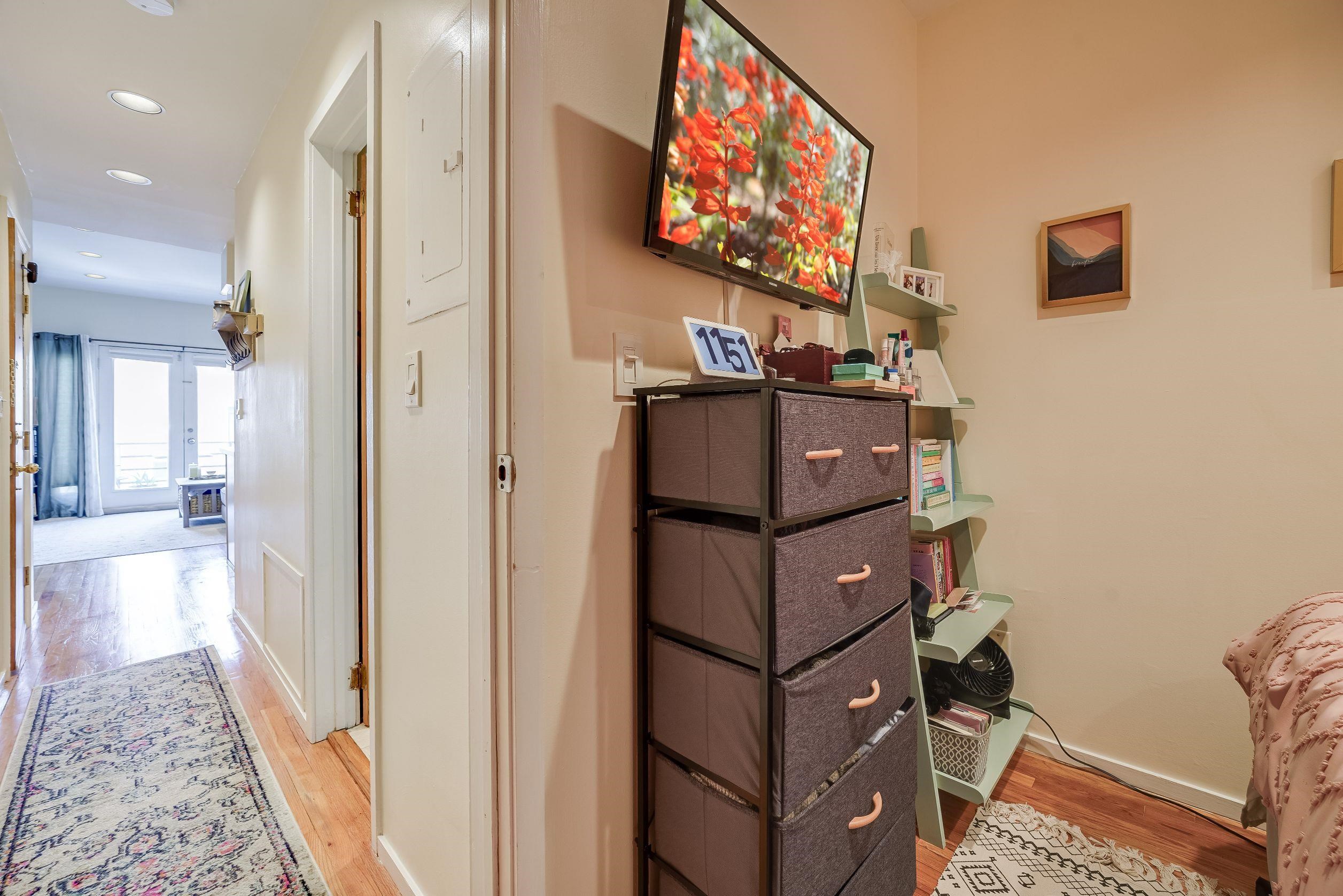209 BLOOMFIELD ST Unit: 7