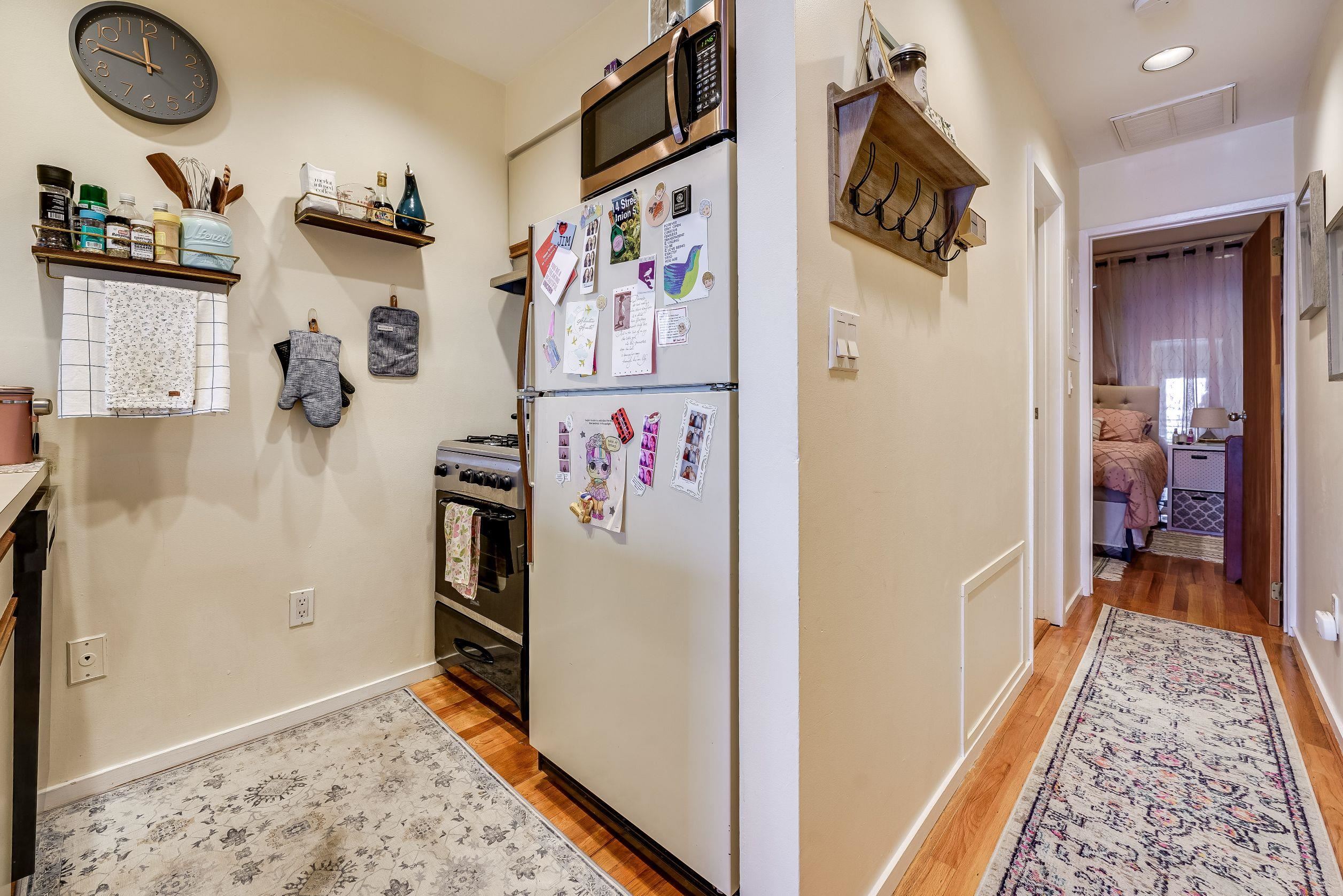 209 BLOOMFIELD ST Unit: 7