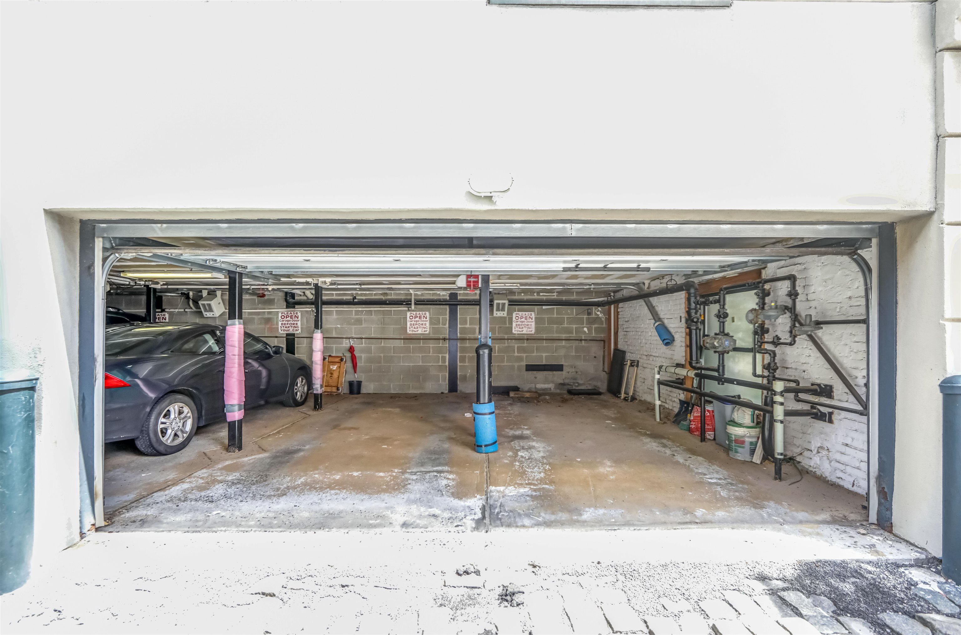 600 HUDSON ST Unit: 3A