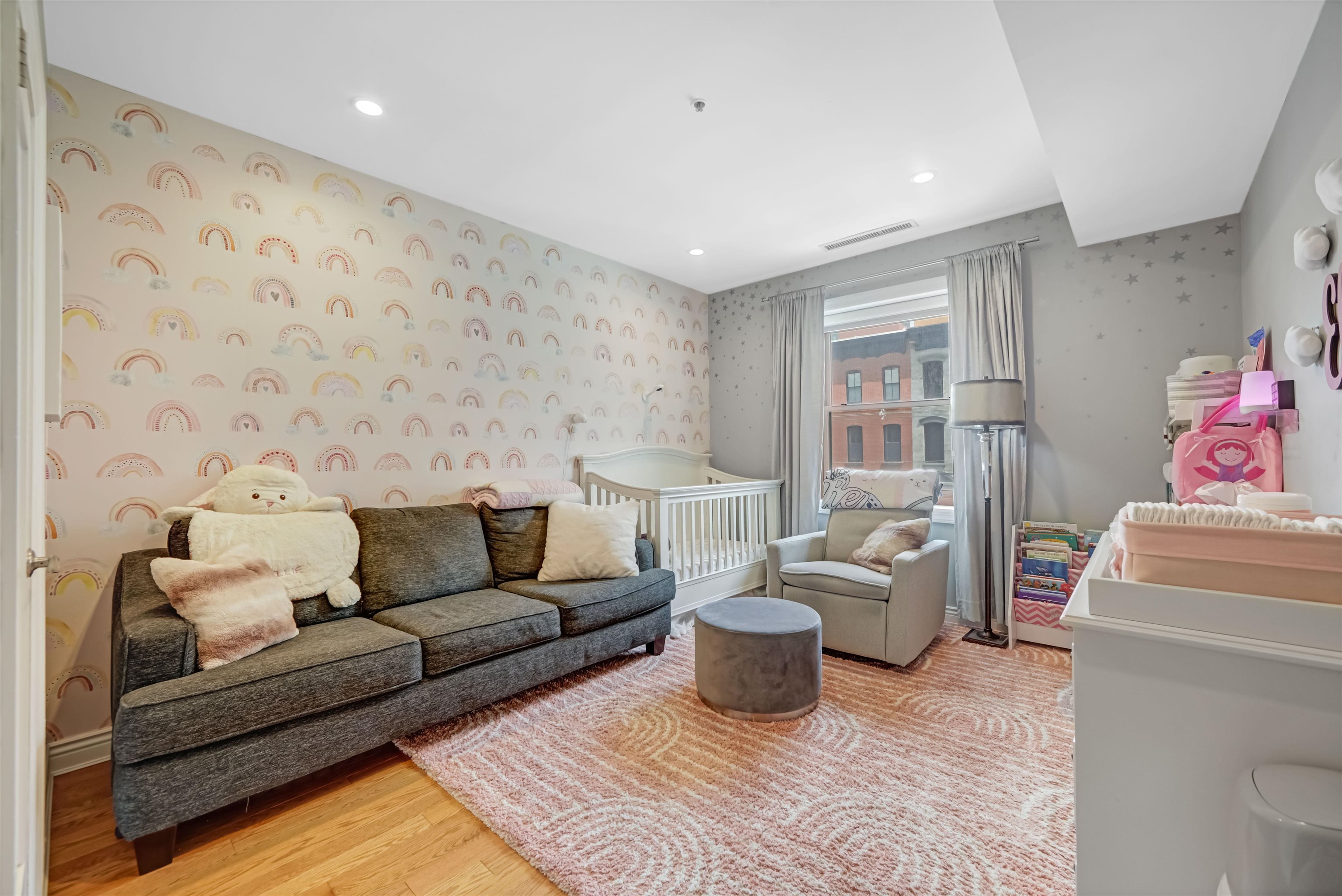 600 HUDSON ST Unit: 3A