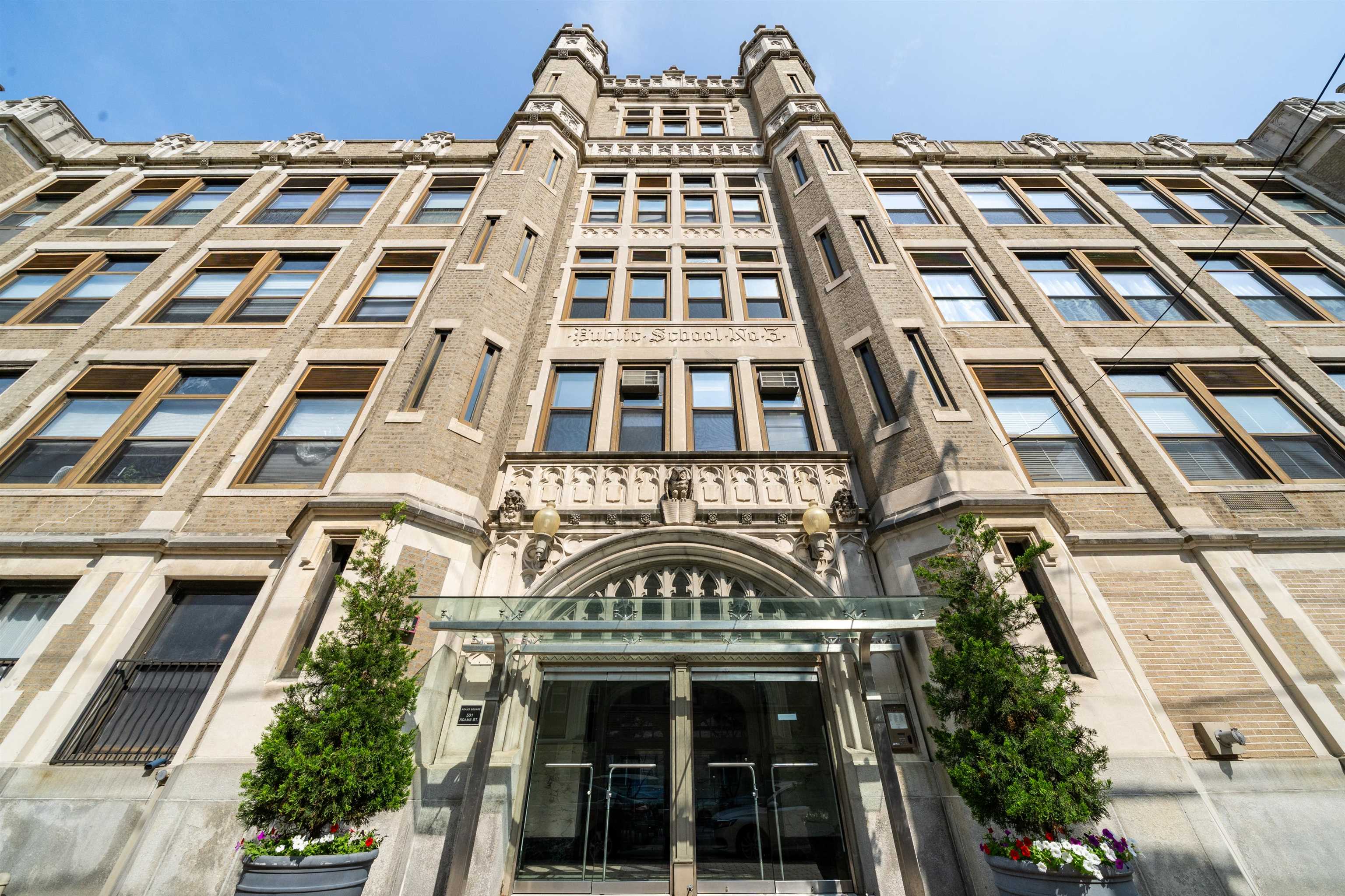 501 ADAMS ST Unit: 5G