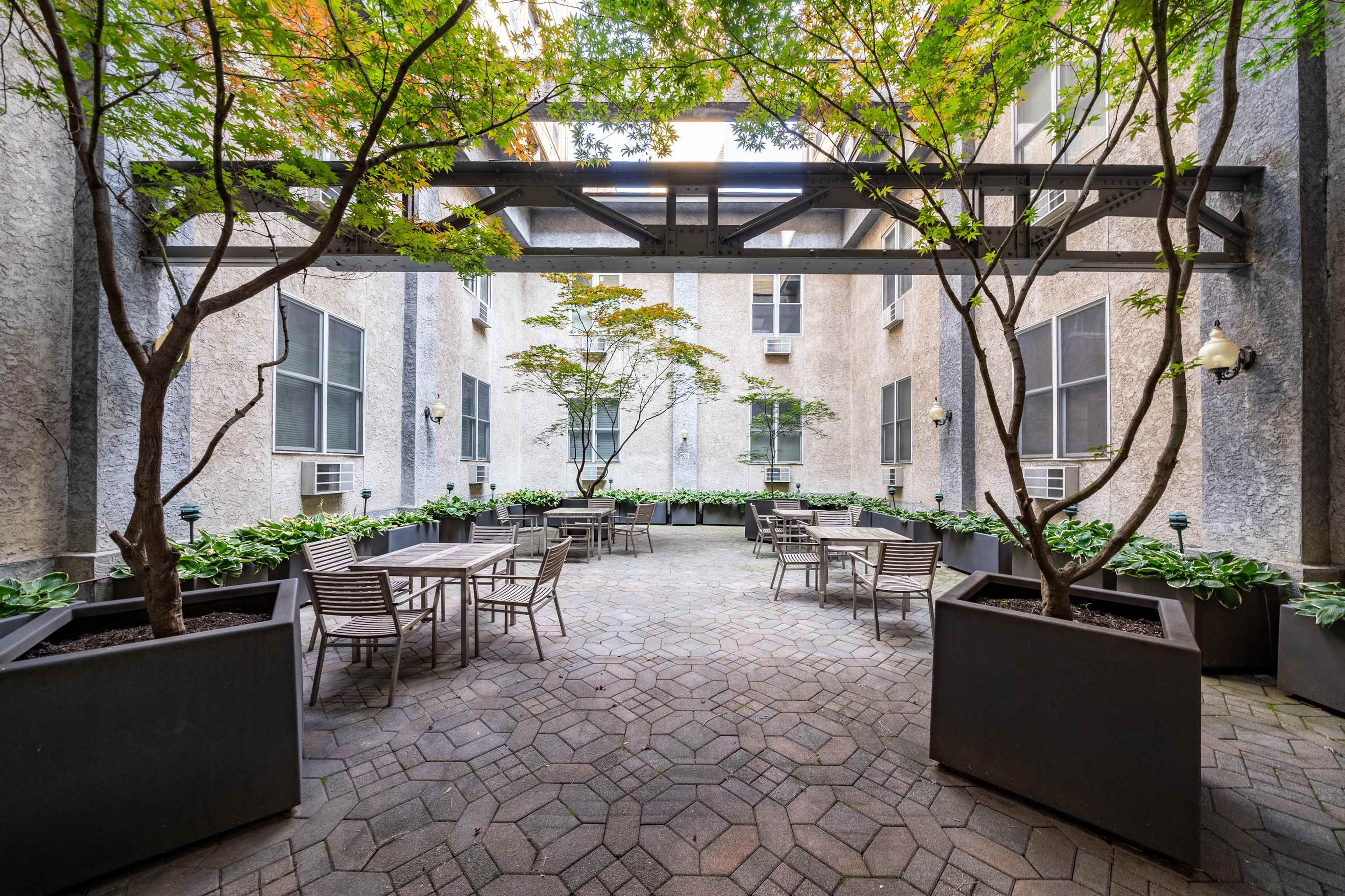 501 ADAMS ST Unit: 5G
