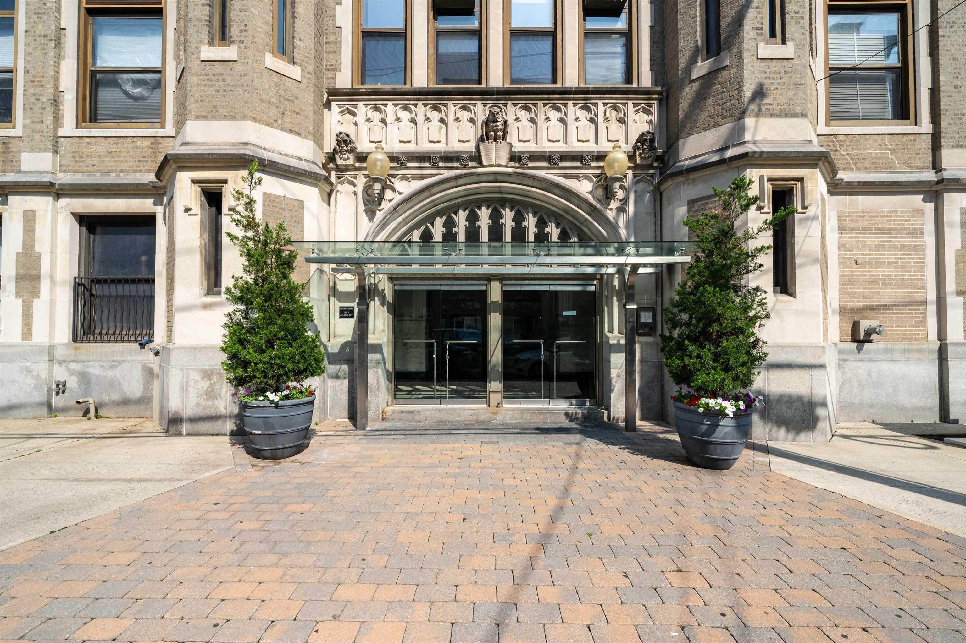 501 ADAMS ST Unit: 5G
