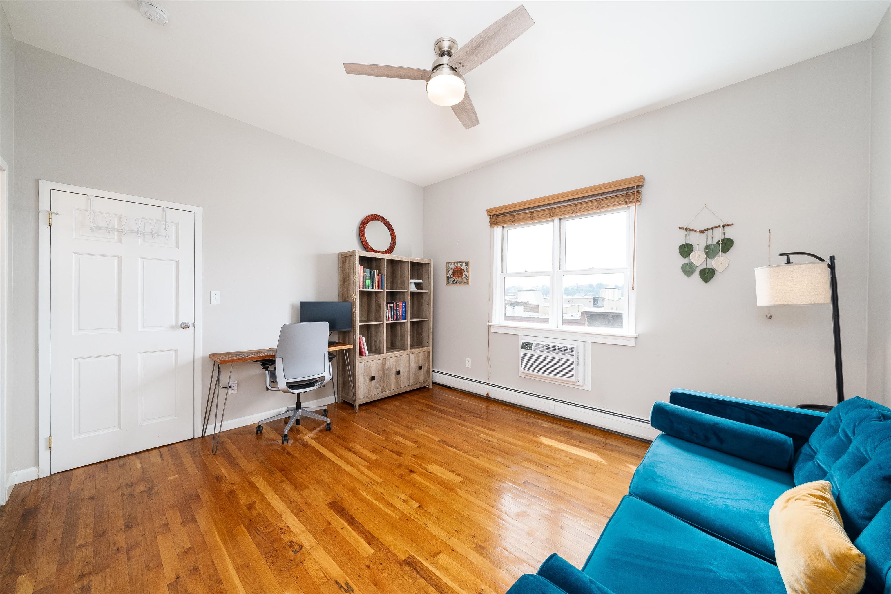 501 ADAMS ST Unit: 5G