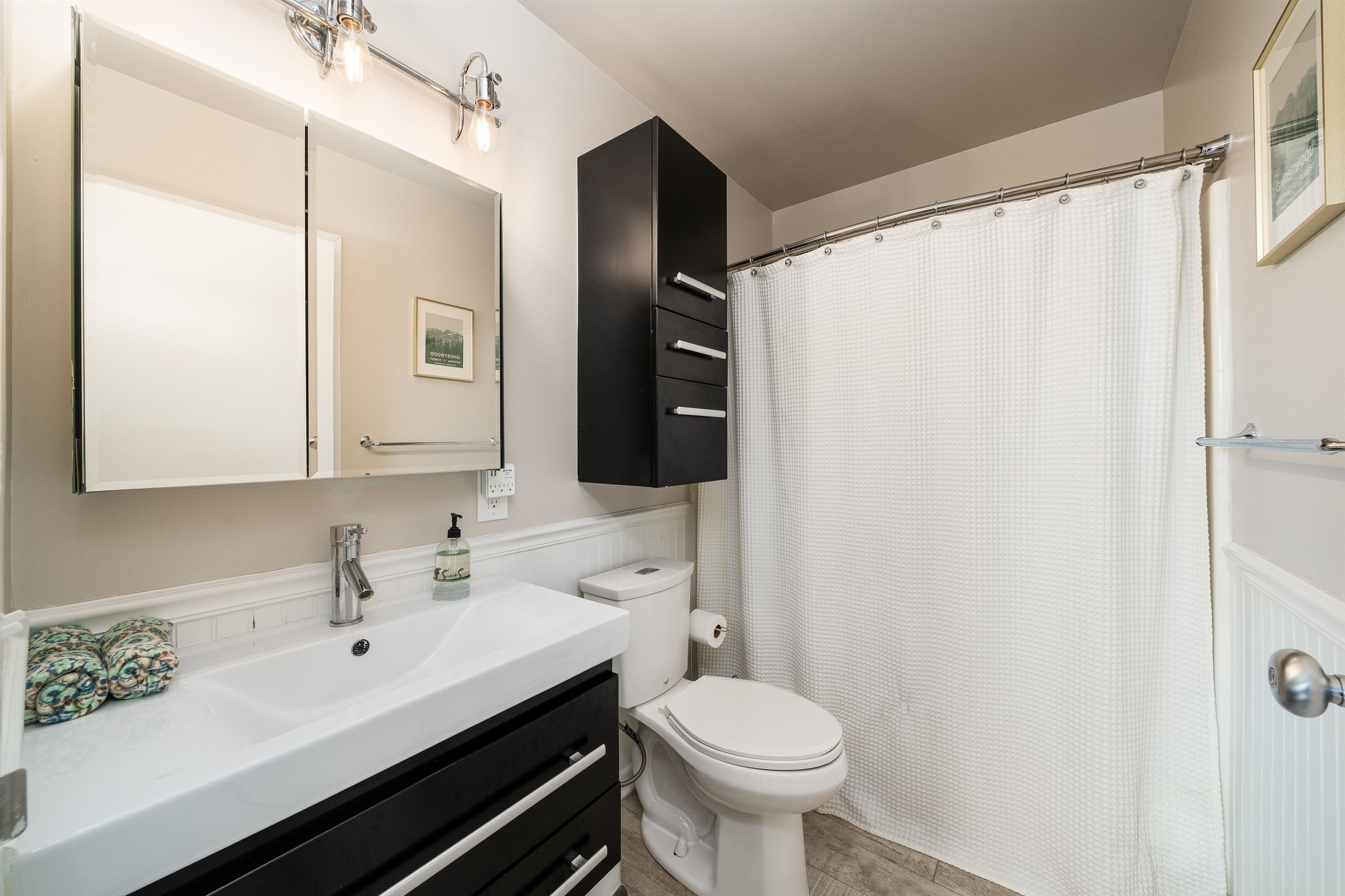 501 ADAMS ST Unit: 5G