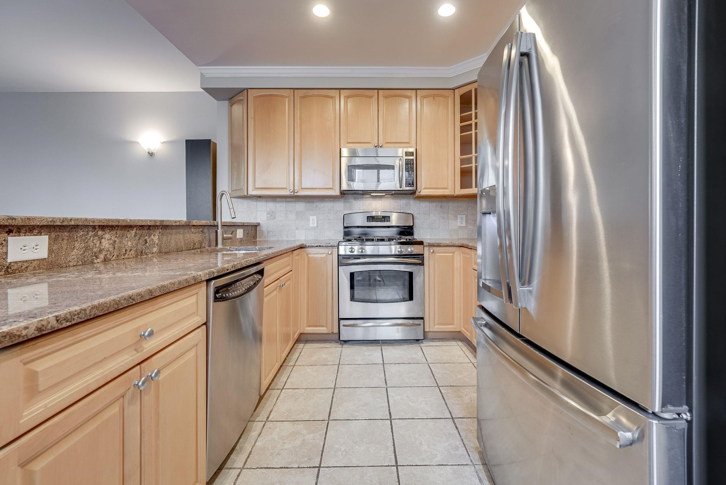311 WASHINGTON ST Unit: 3A