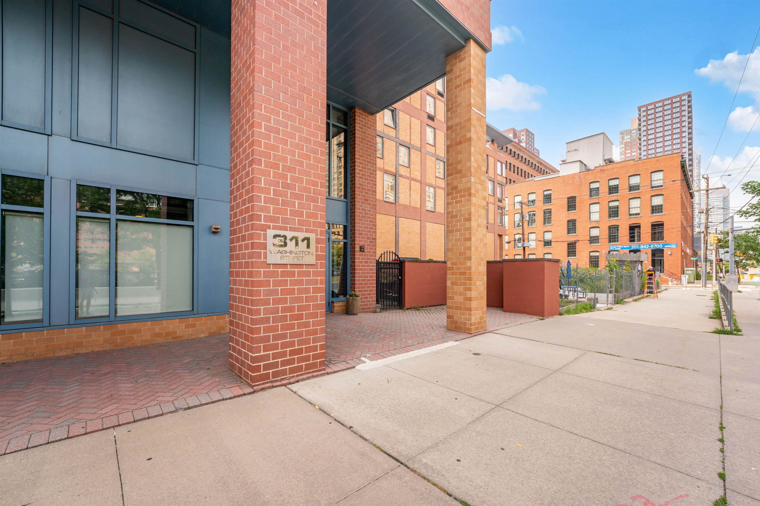 311 WASHINGTON ST Unit: 3A