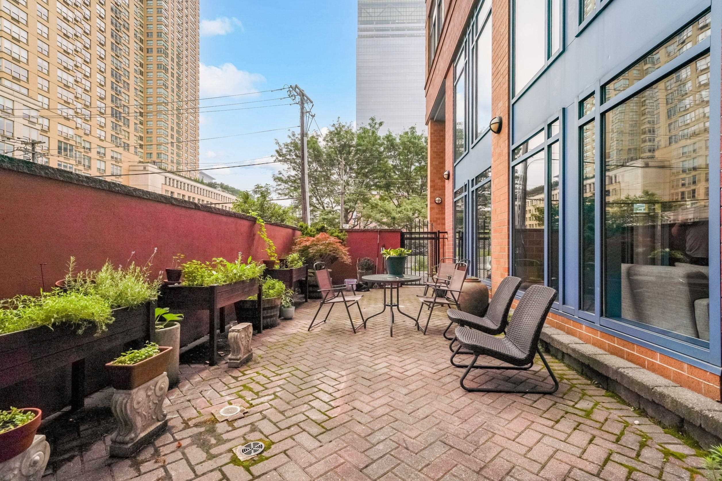 311 WASHINGTON ST Unit: 3A