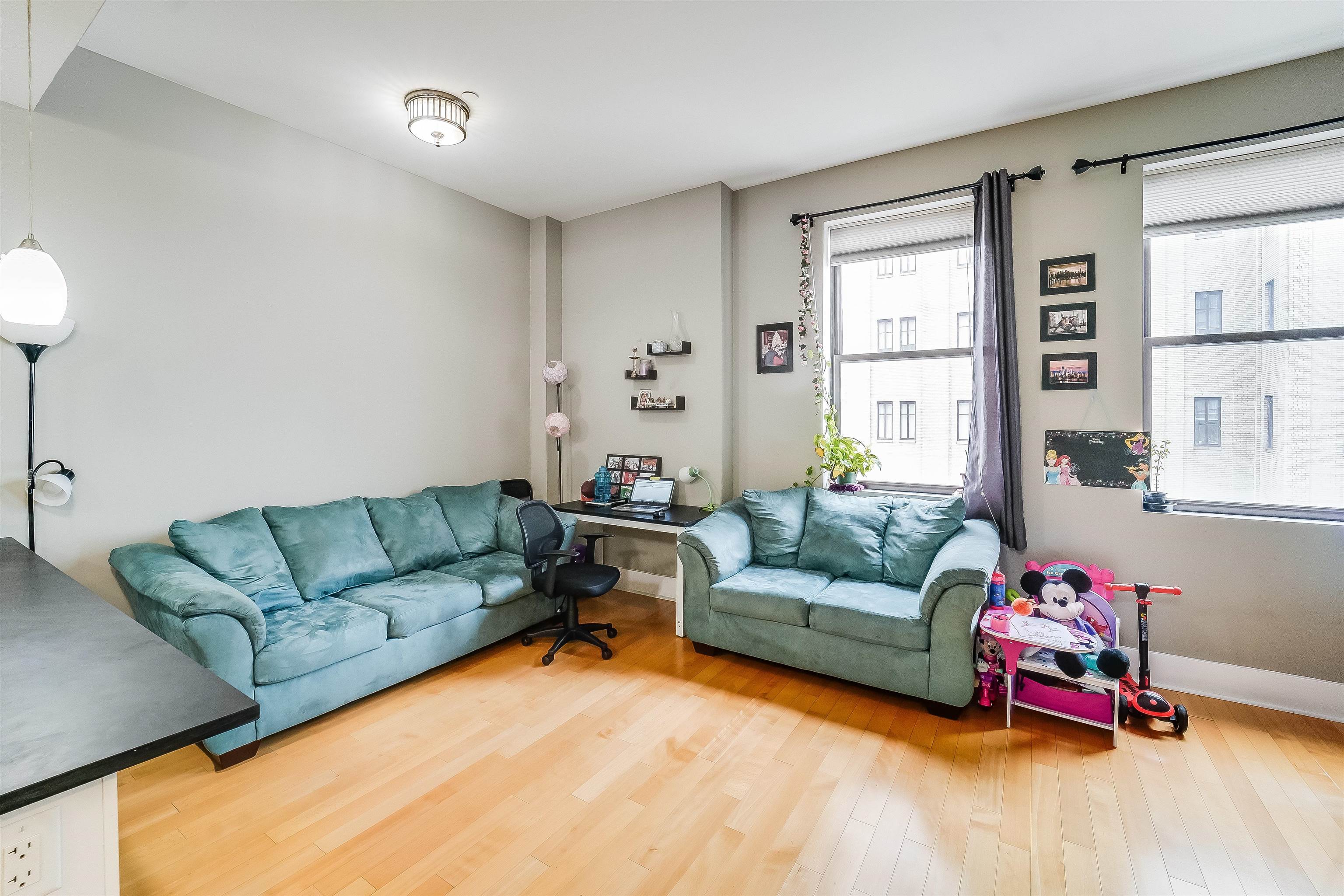 4 BEACON WAY Unit: 1411