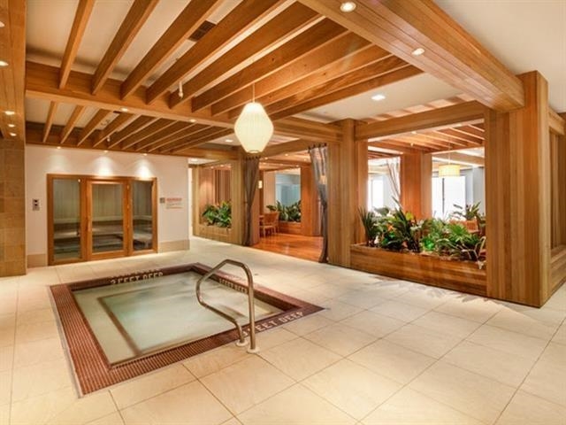 4 BEACON WAY Unit: 1411