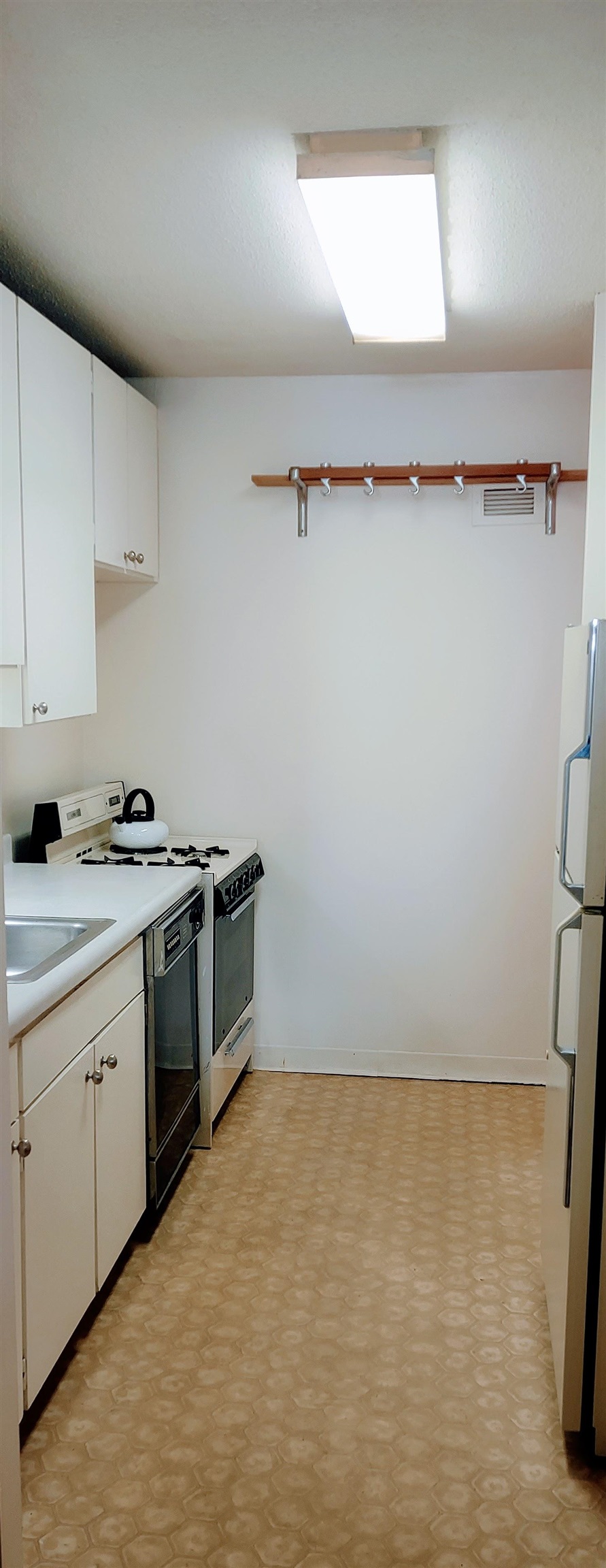 7002 BLVD EAST Unit: 6H