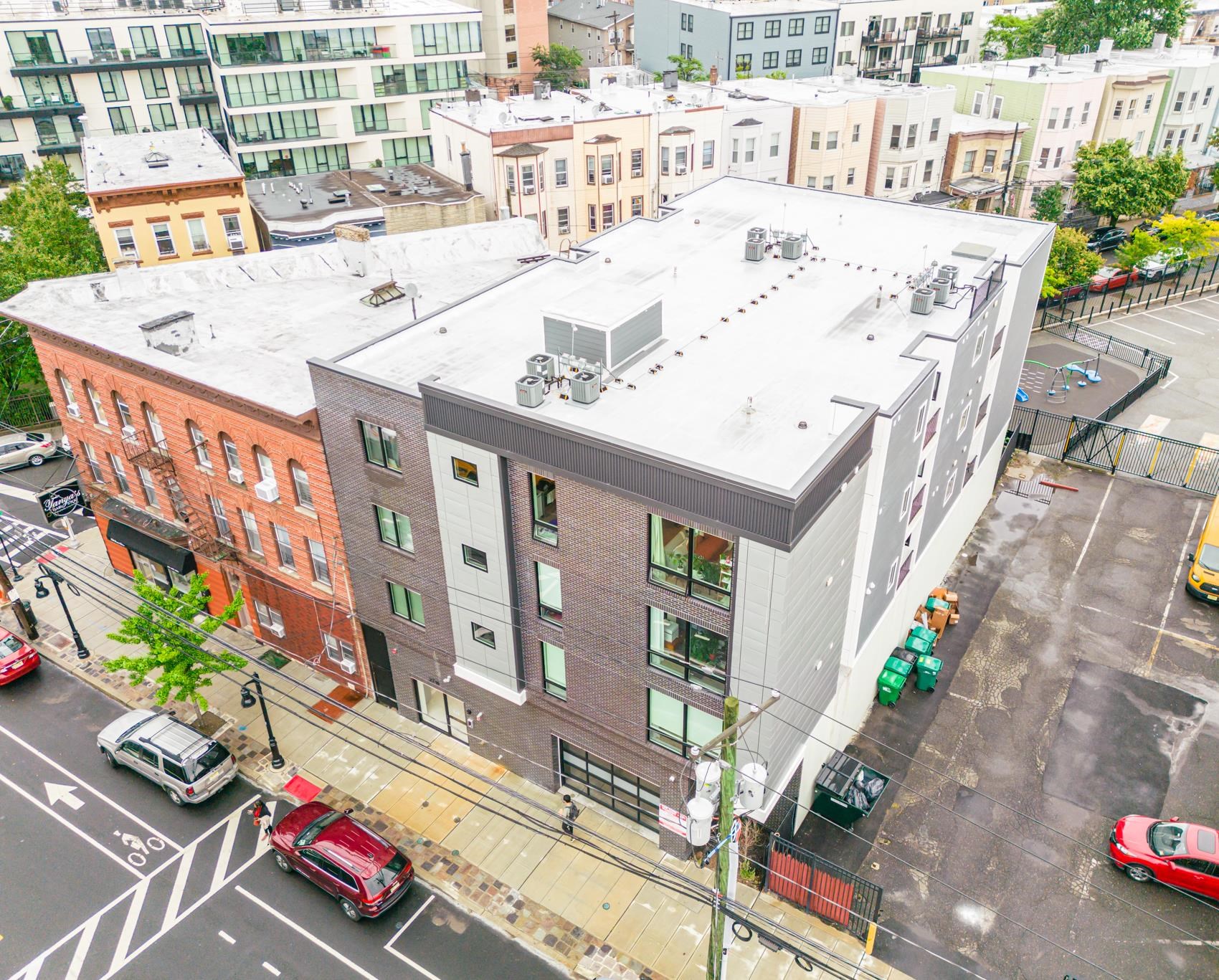 2716 PALISADE AVE Unit: 101