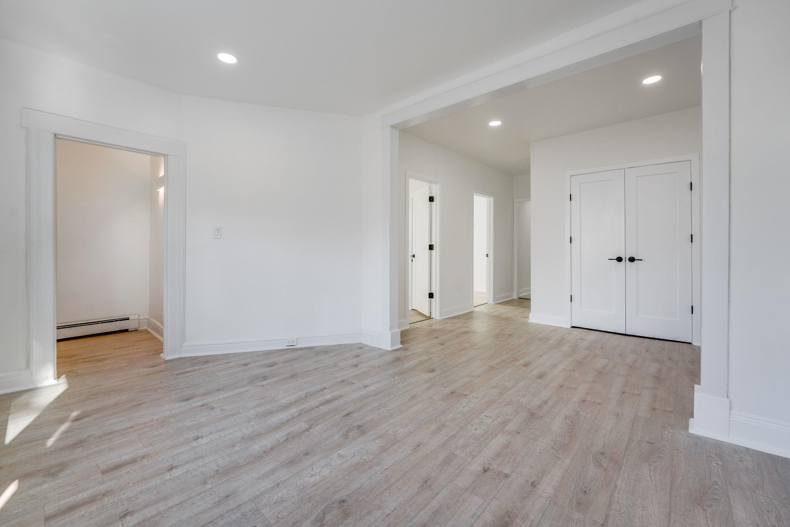 390 VIRGINIA AVE