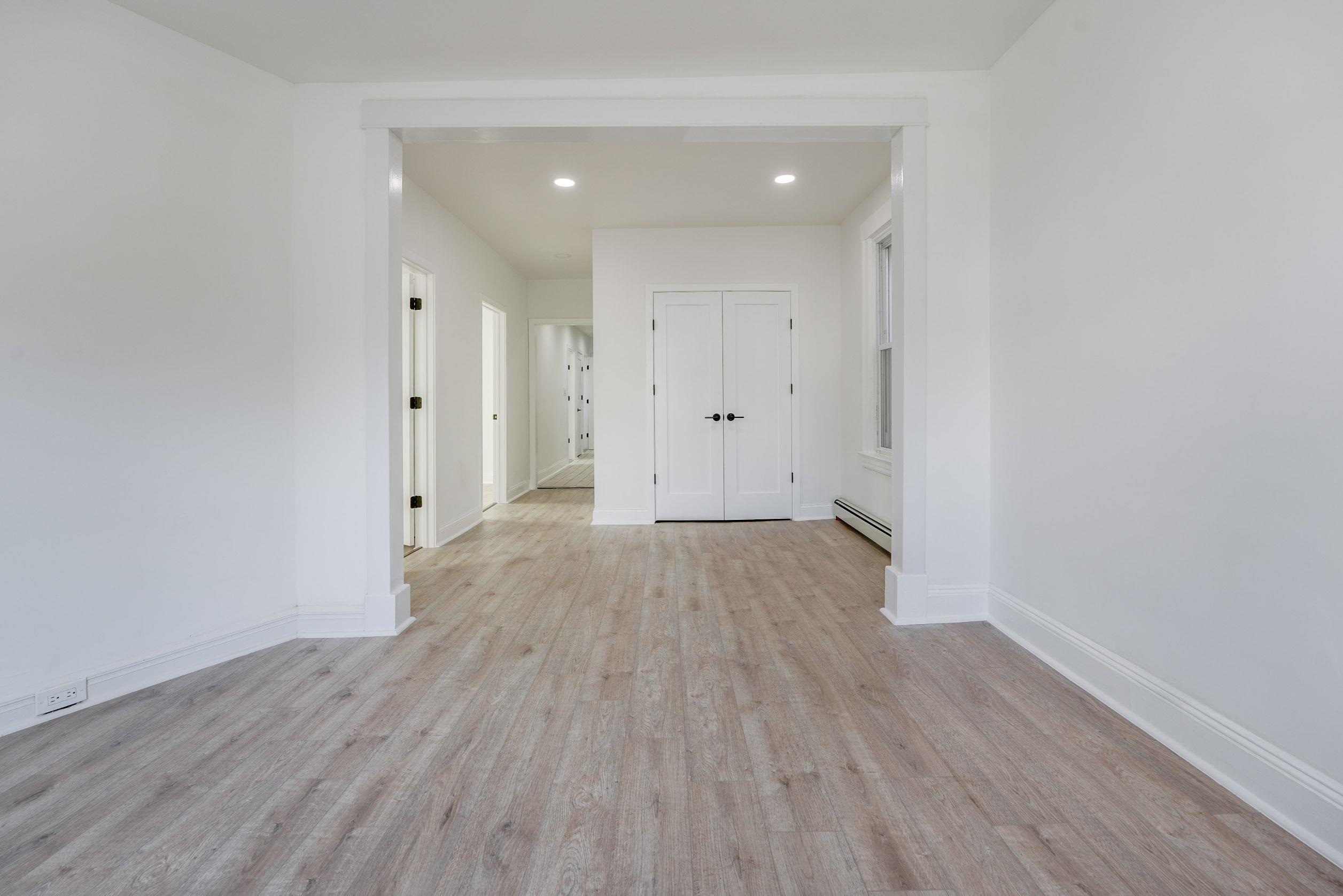 390 VIRGINIA AVE