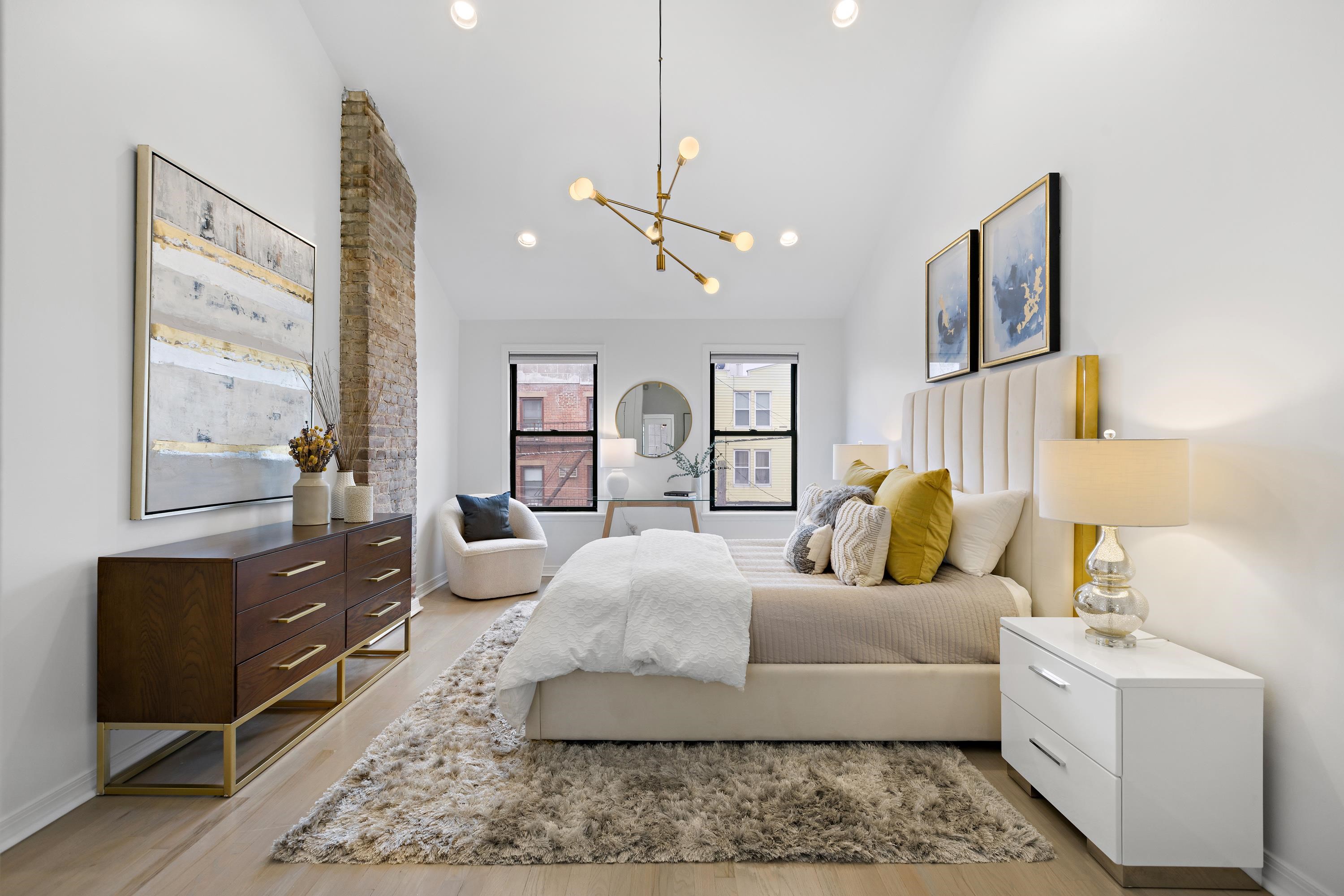 340.5 5TH ST