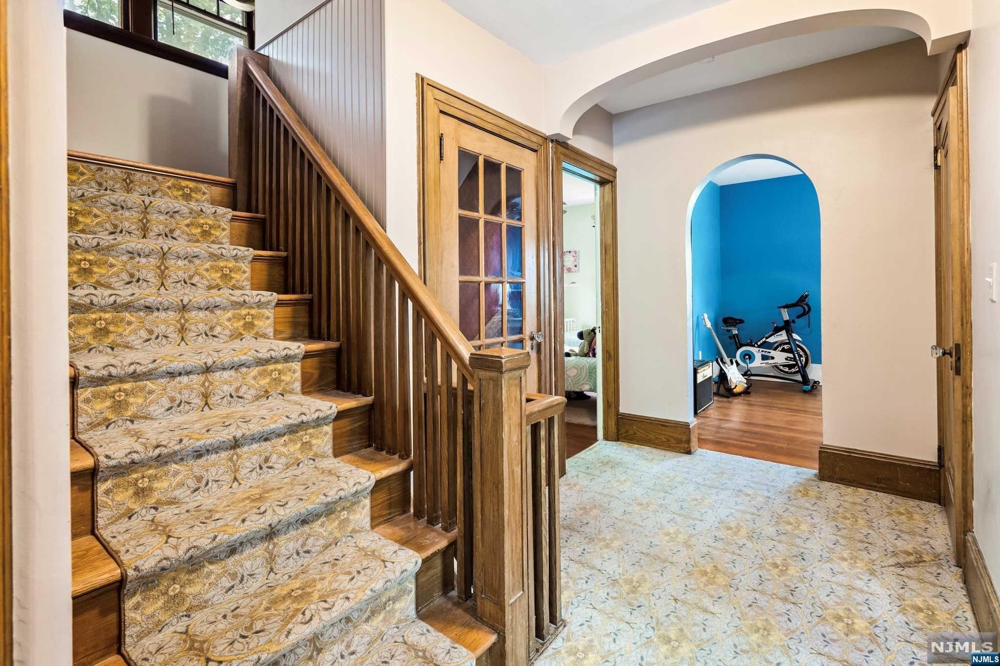 810 Goffle Road