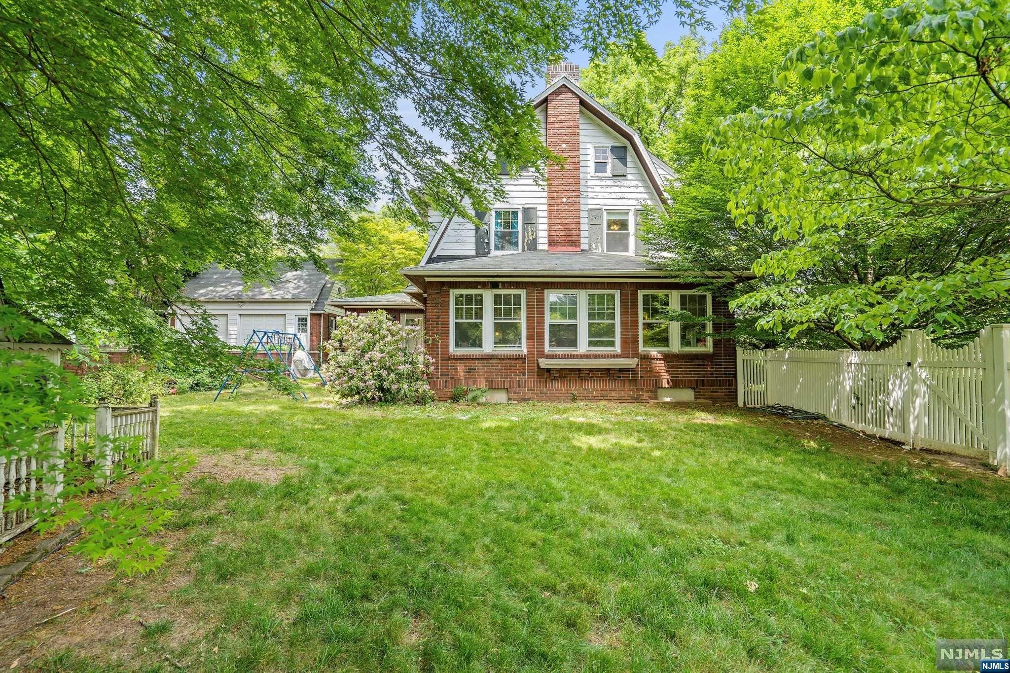 810 Goffle Road