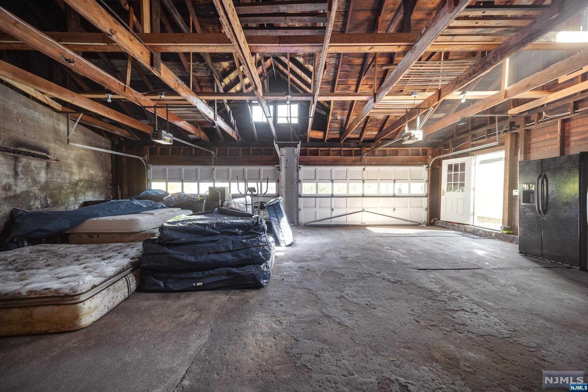 948 Lafayette Ave Extension