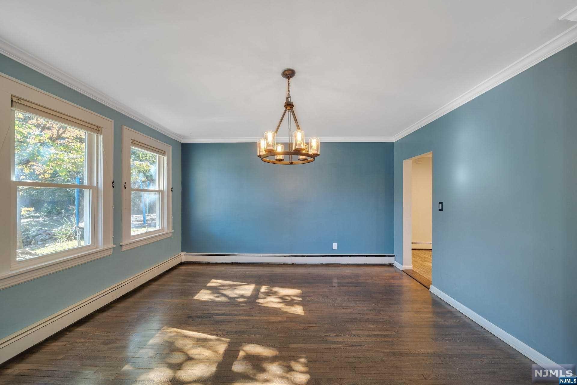 948 Lafayette Ave Extension