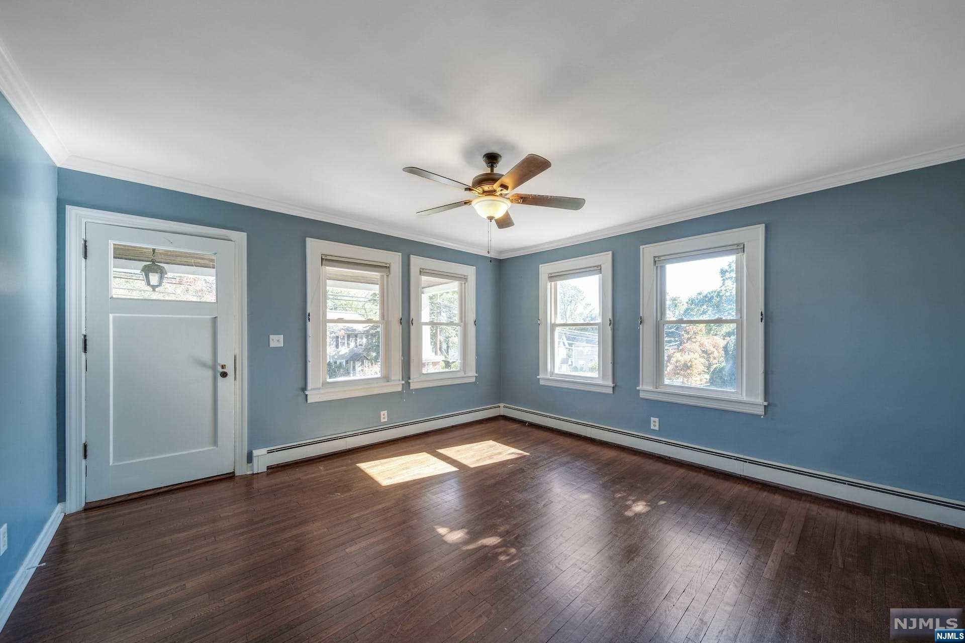 948 Lafayette Ave Extension