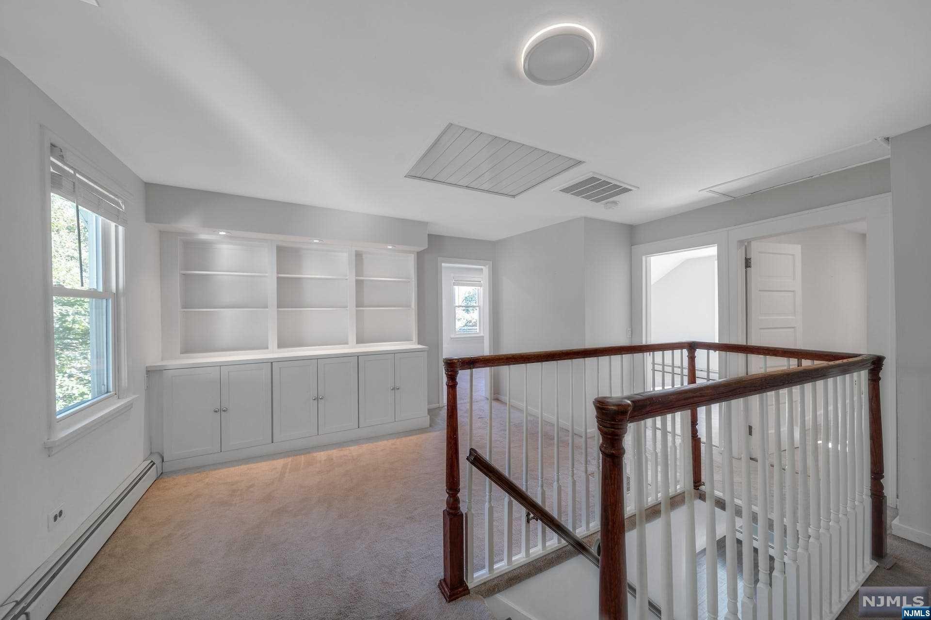 948 Lafayette Ave Extension