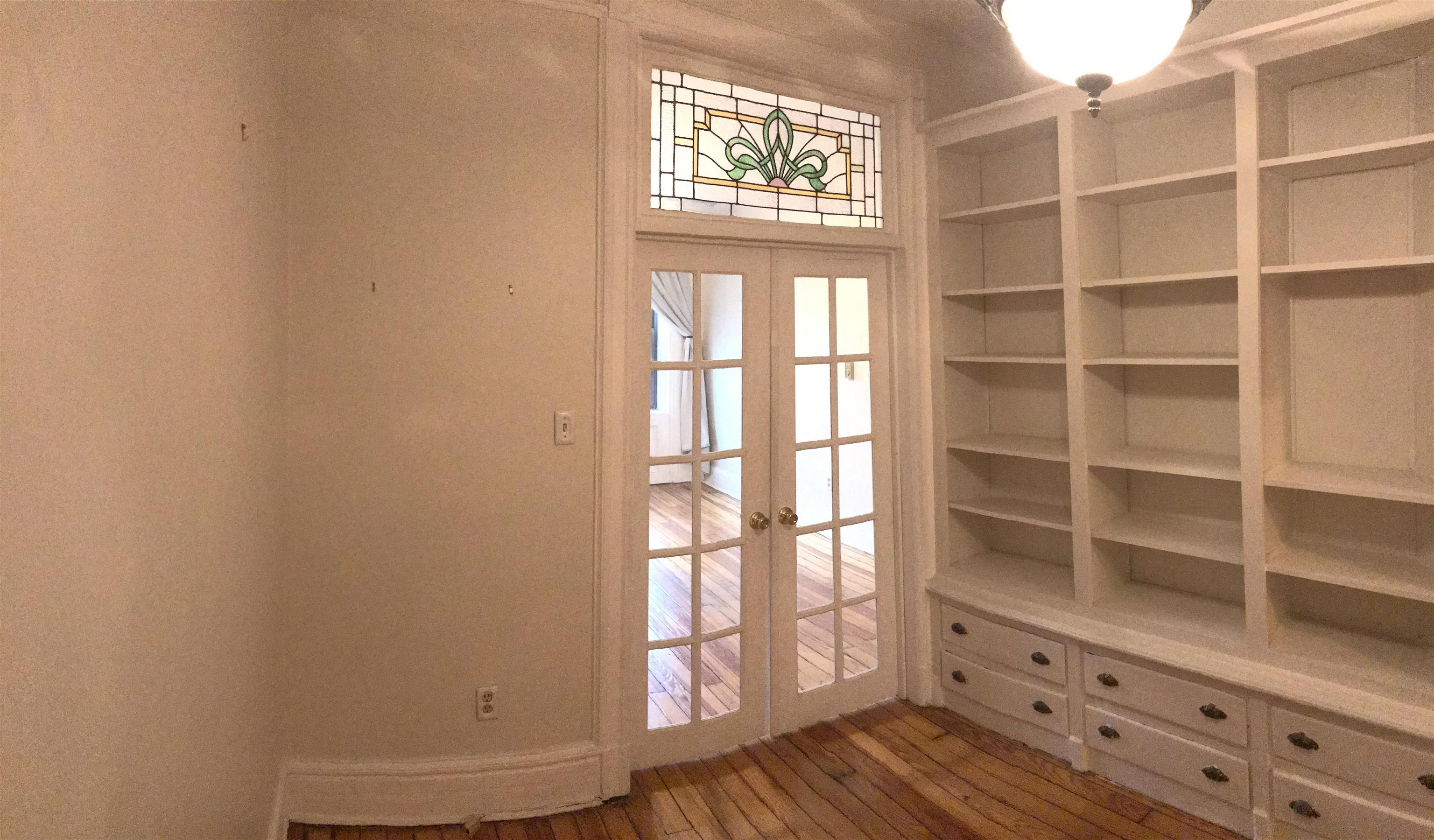 253 8TH ST Unit: 3R