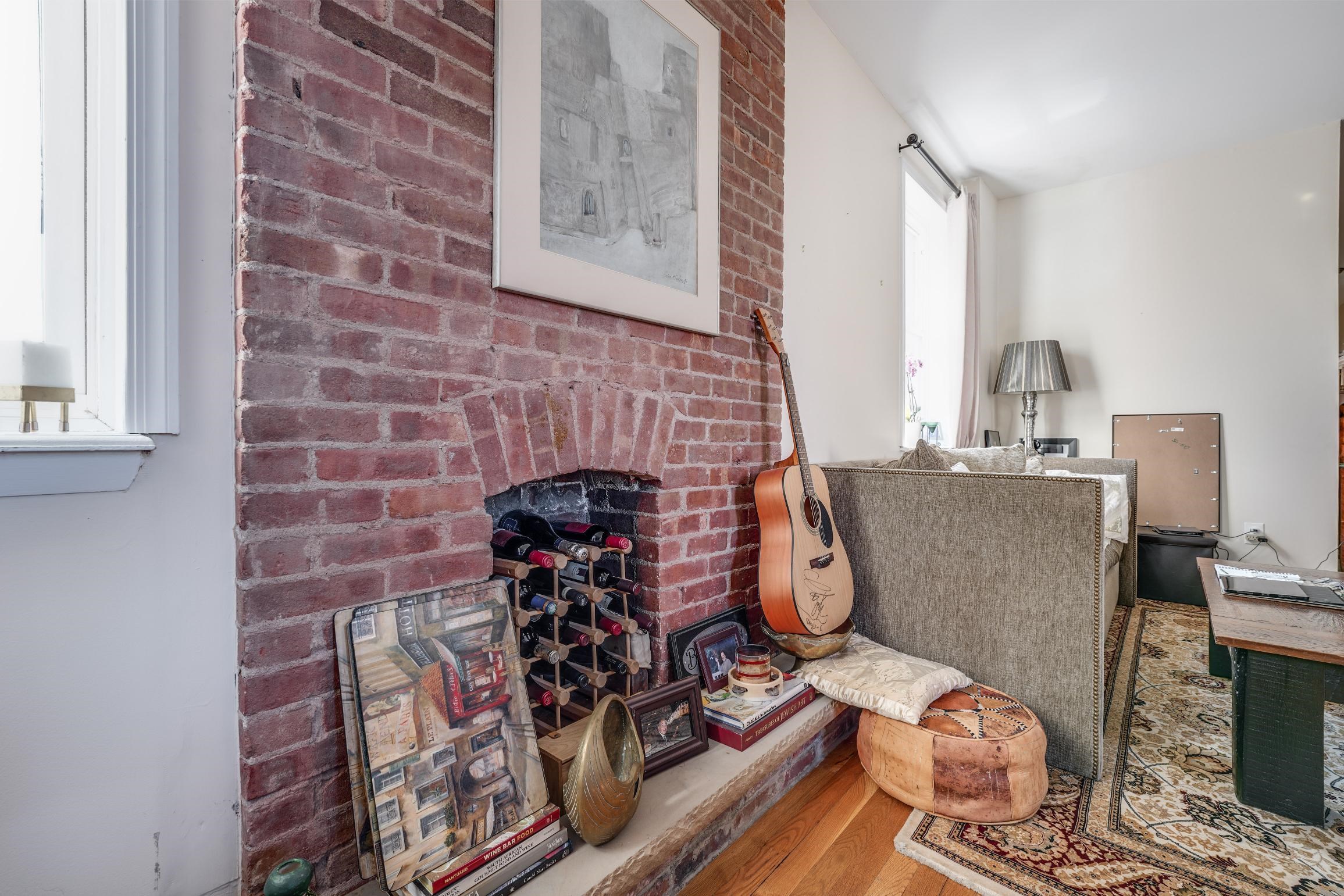 112 MERCER ST Unit: 3