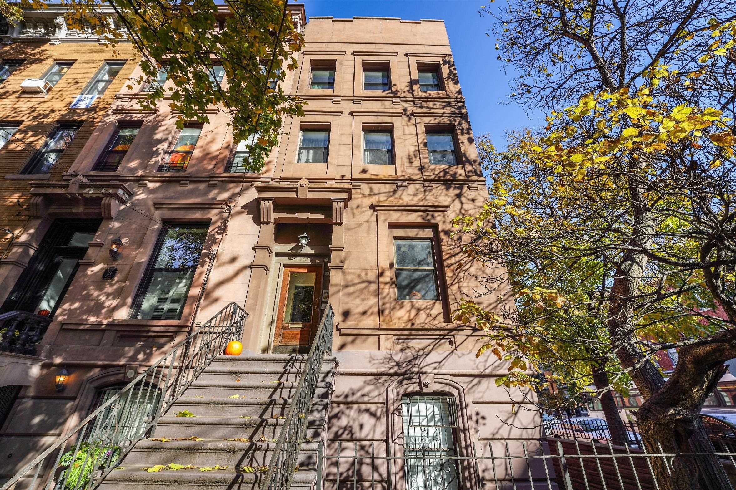 112 MERCER ST Unit: 3