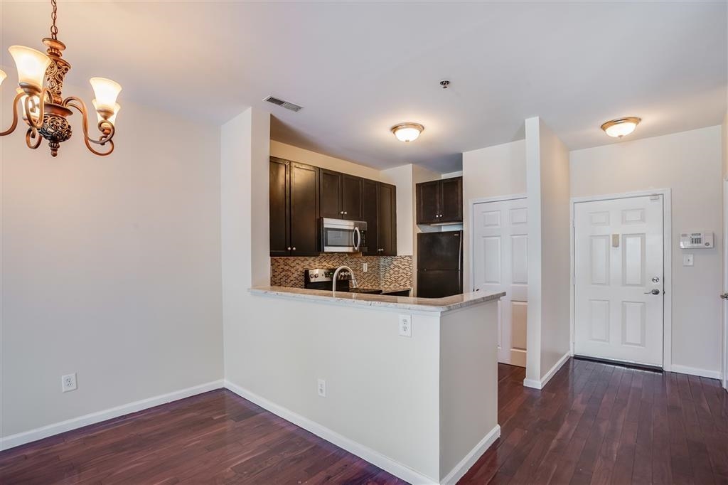 24 AVENUE AT PORT IMPERIAL Unit: 133