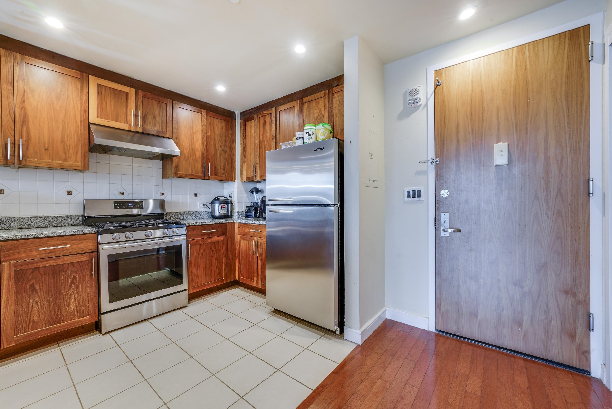 20 NEWPORT PARKWAY Unit: 2505