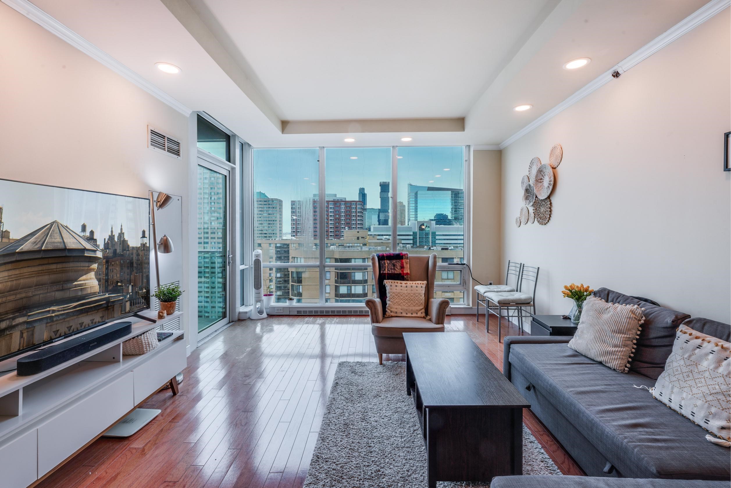 20 NEWPORT PARKWAY Unit: 2505