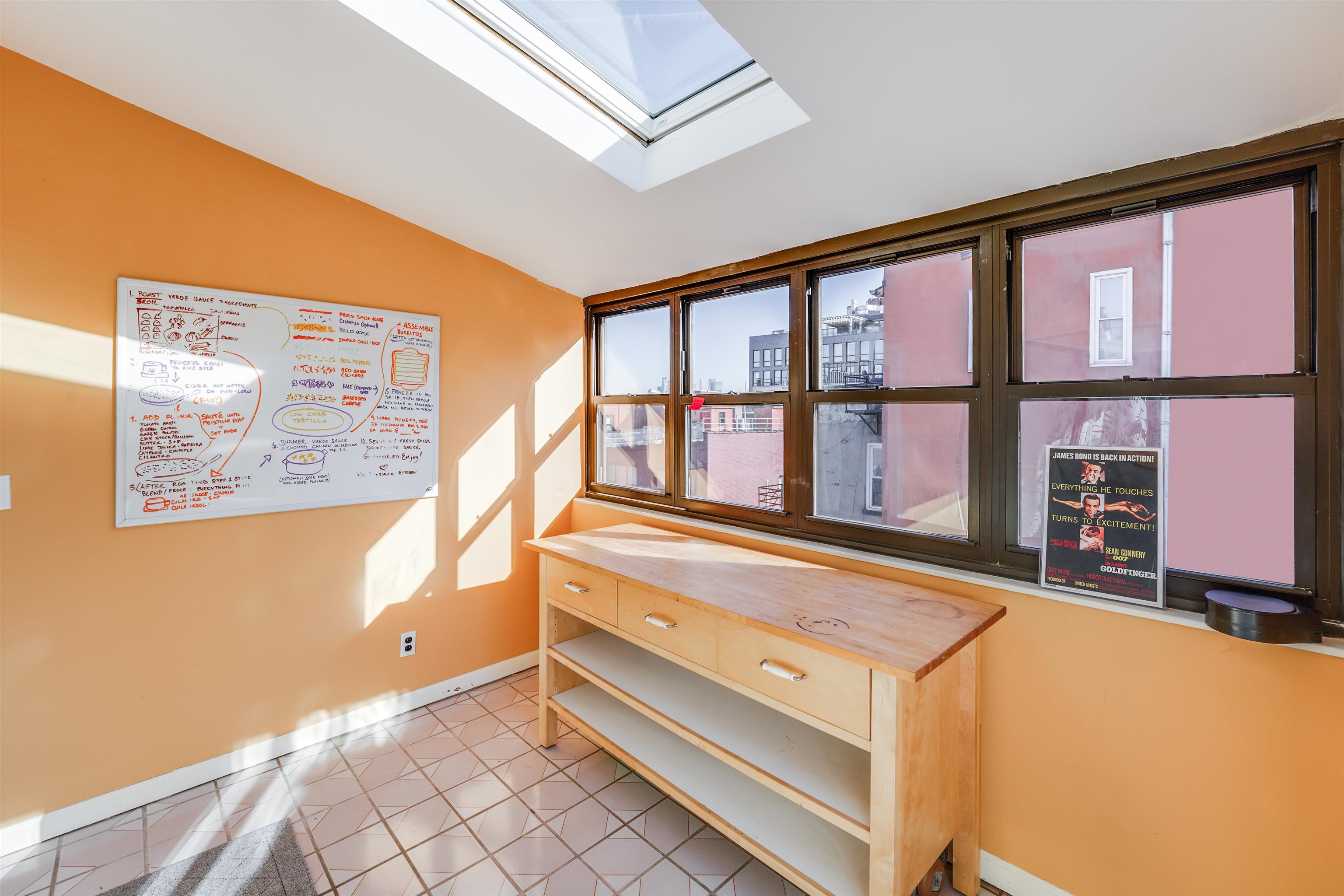 238-240 9TH ST Unit: 14