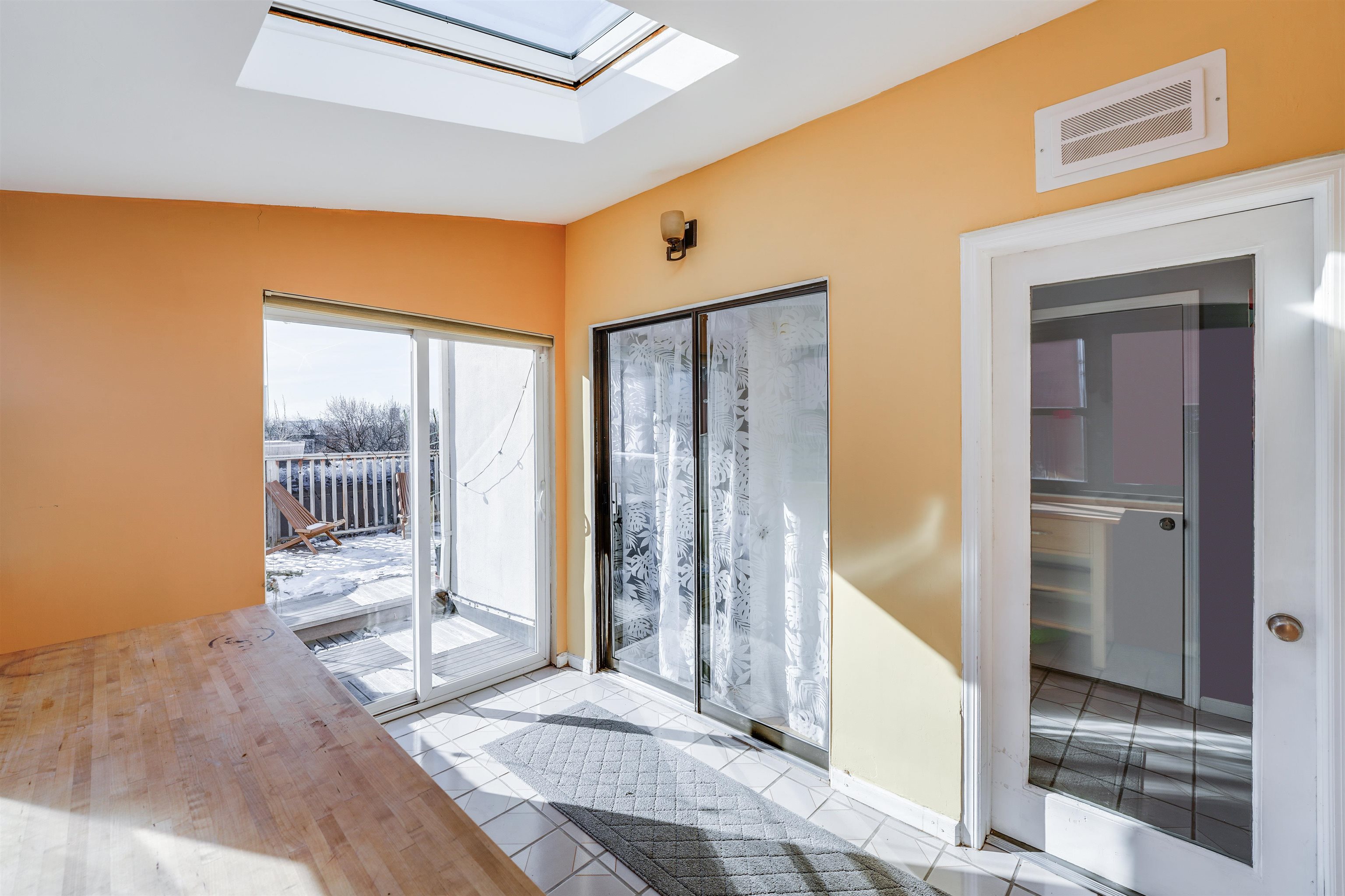 238-240 9TH ST Unit: 14