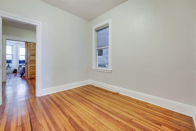 213 ANGELIQUE ST