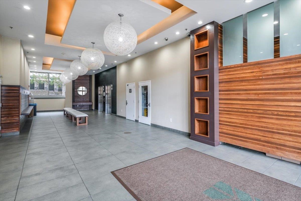 800 JACKSON ST Unit: 811