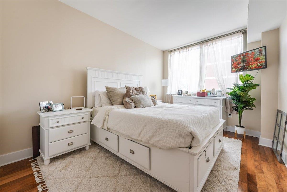 800 JACKSON ST Unit: 811