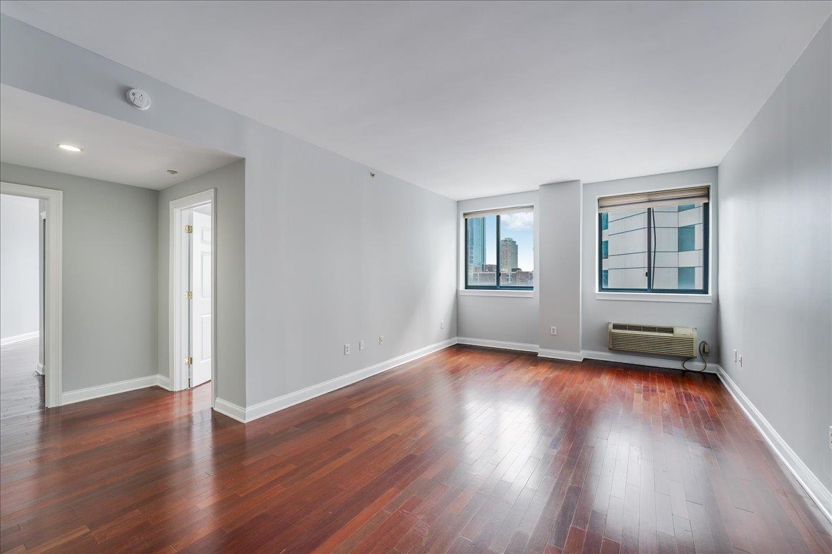 311 WASHINGTON ST Unit: 12C