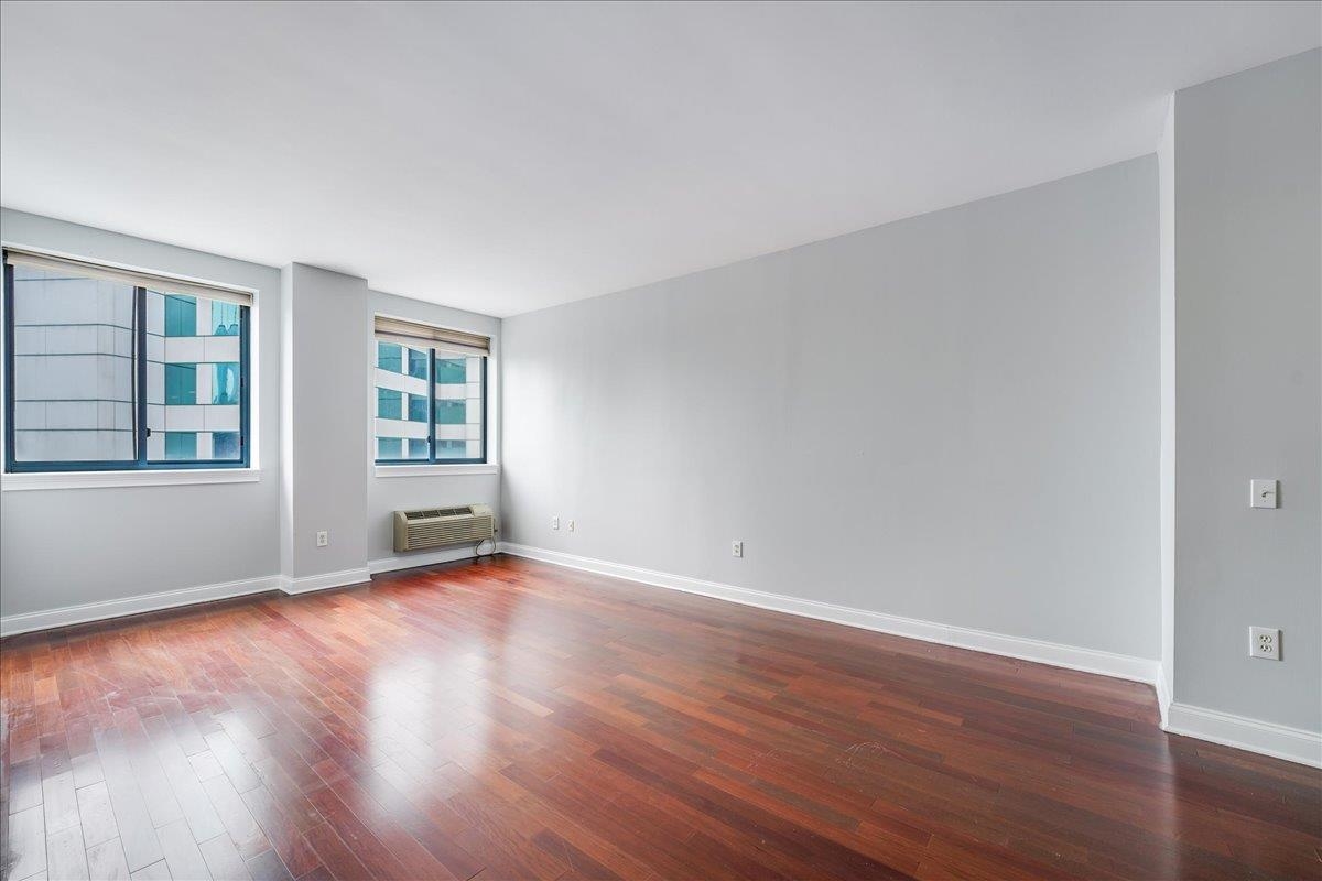 311 WASHINGTON ST Unit: 12C
