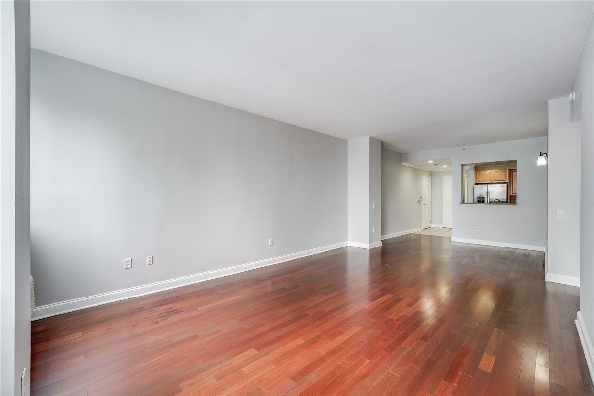 311 WASHINGTON ST Unit: 12C