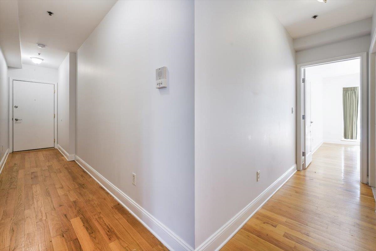 807 CLINTON ST Unit: 2B